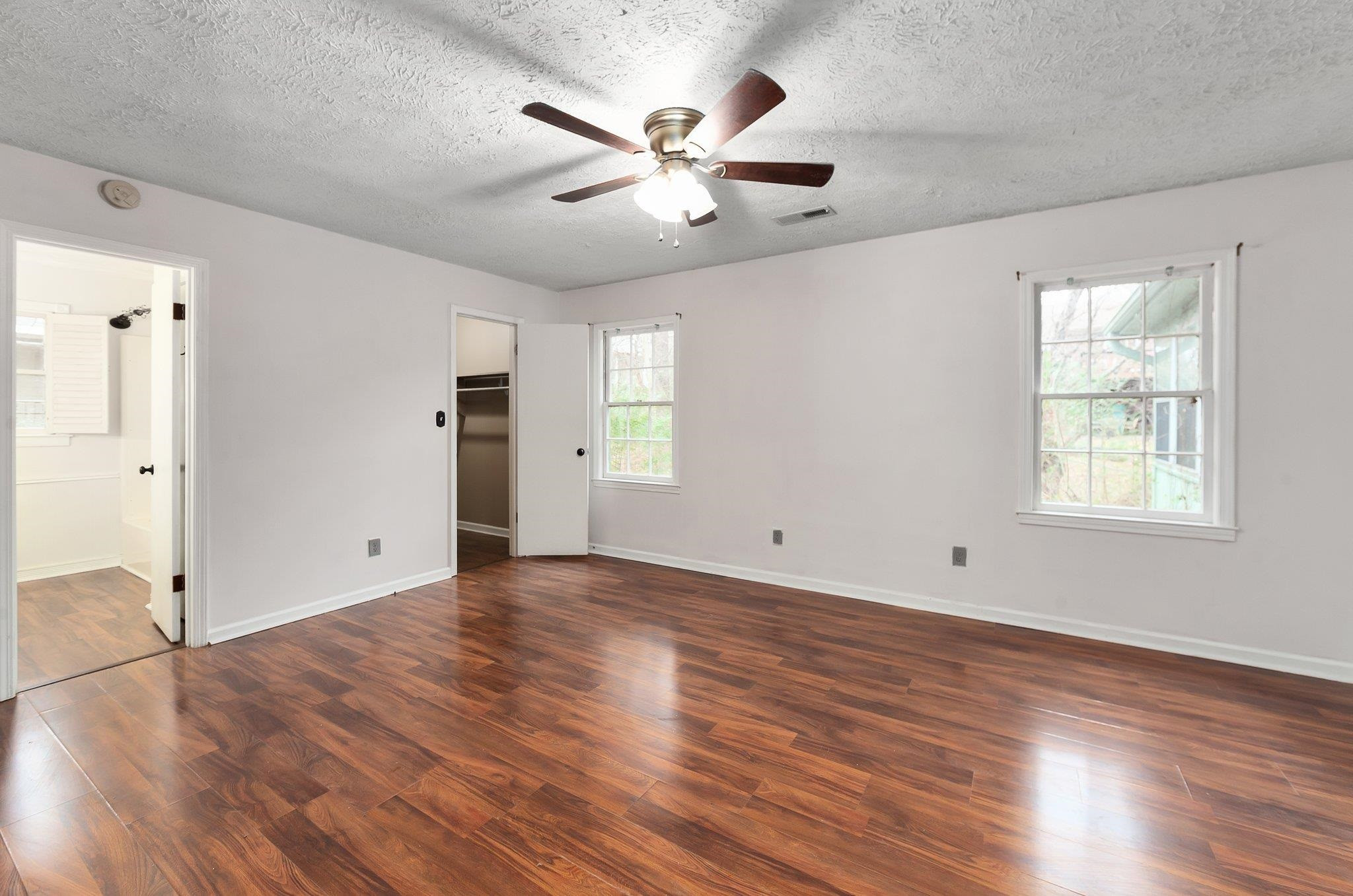 216 Hermitage Place