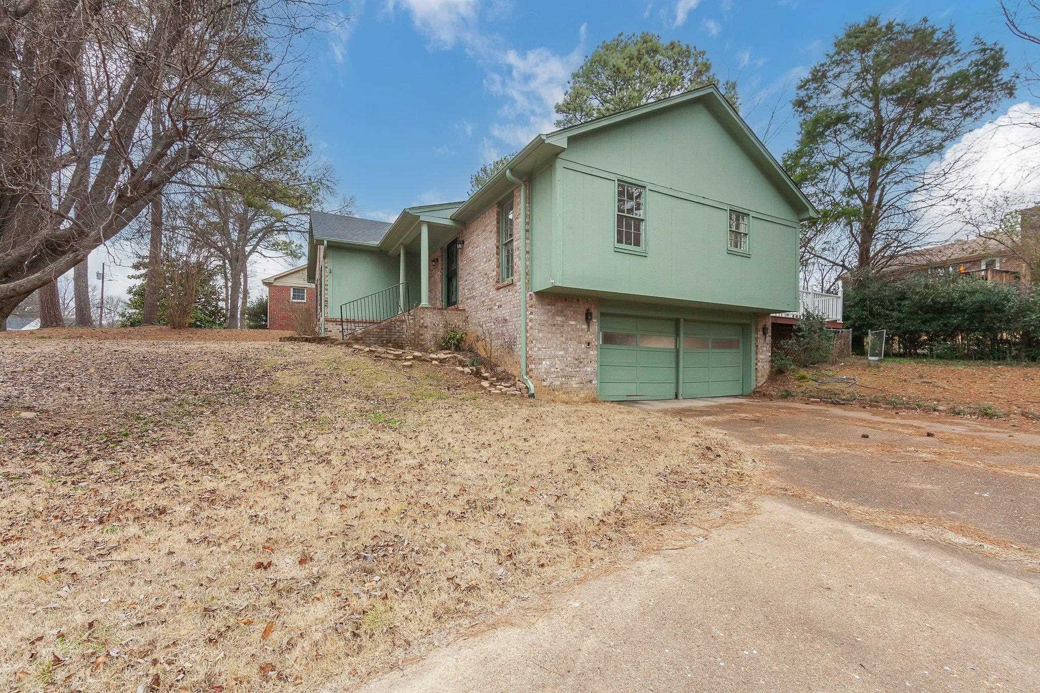 216 Hermitage Place