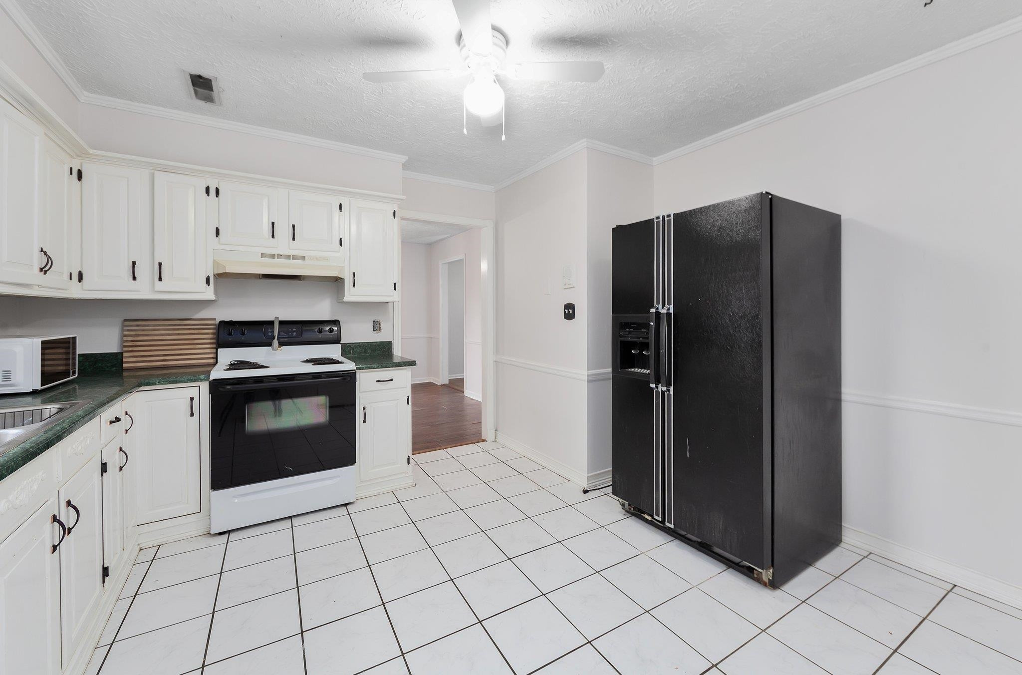 216 Hermitage Place