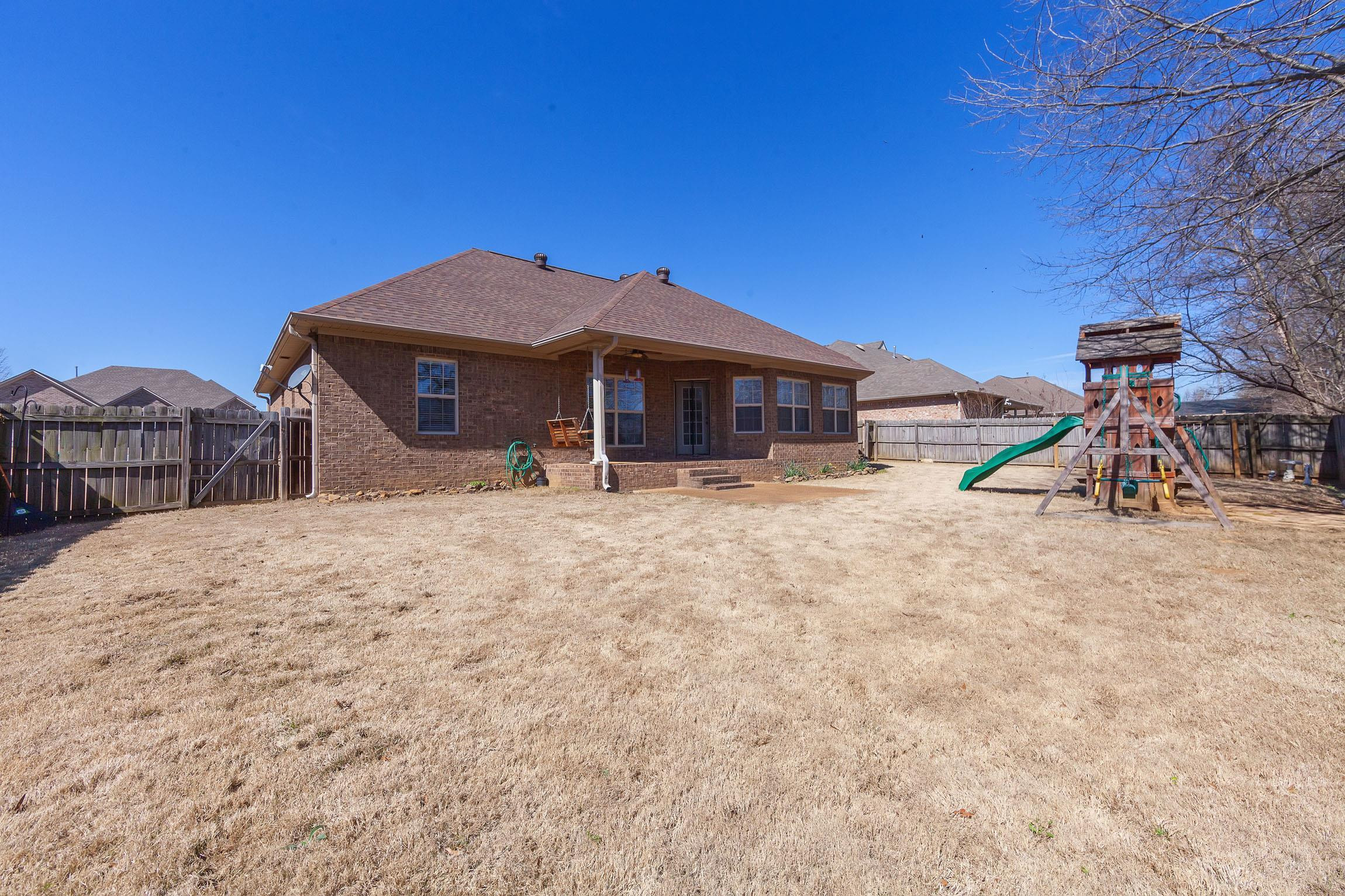 40 Woodshire Cove