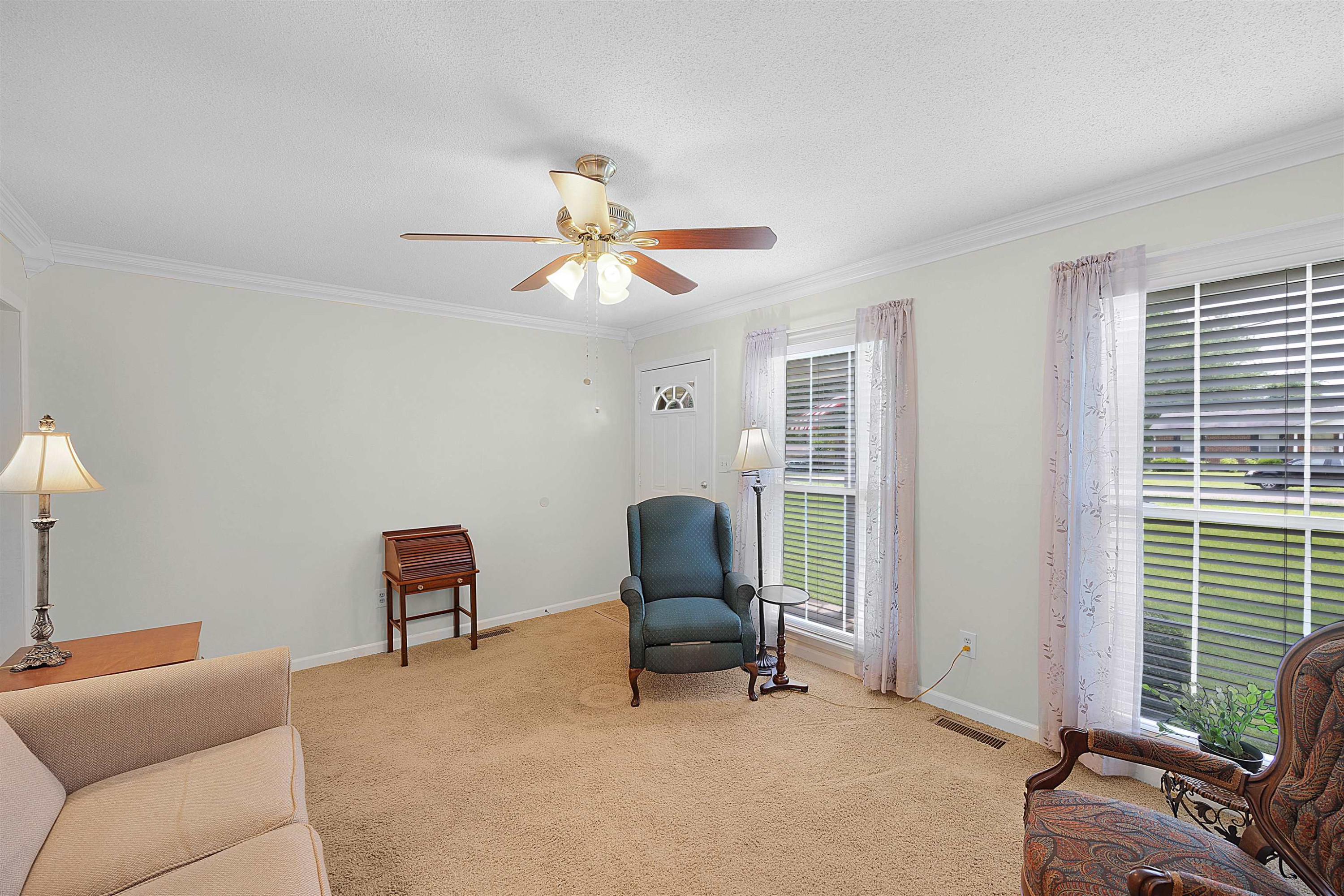 85 Twin Oaks Place