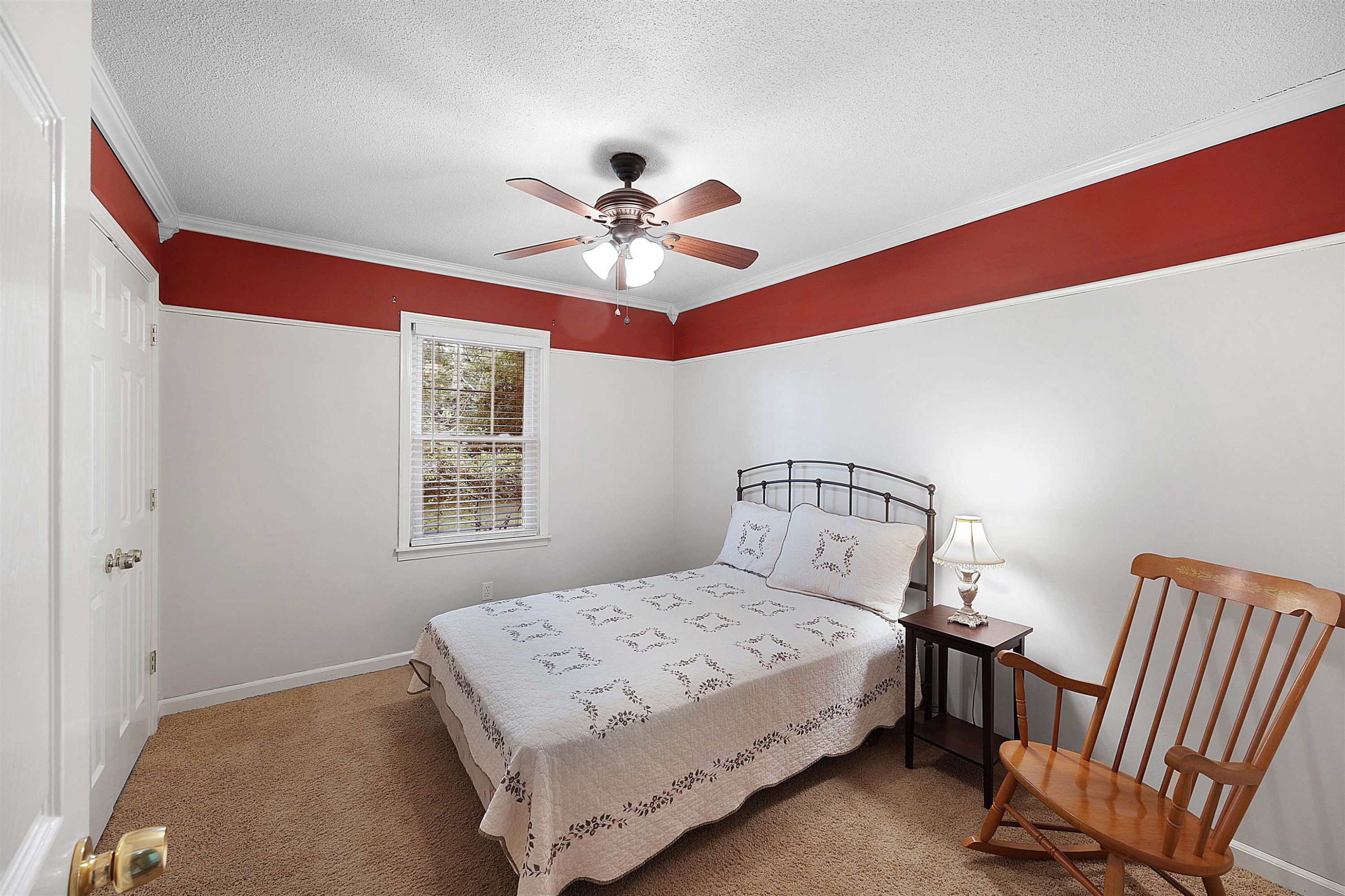 85 Twin Oaks Place