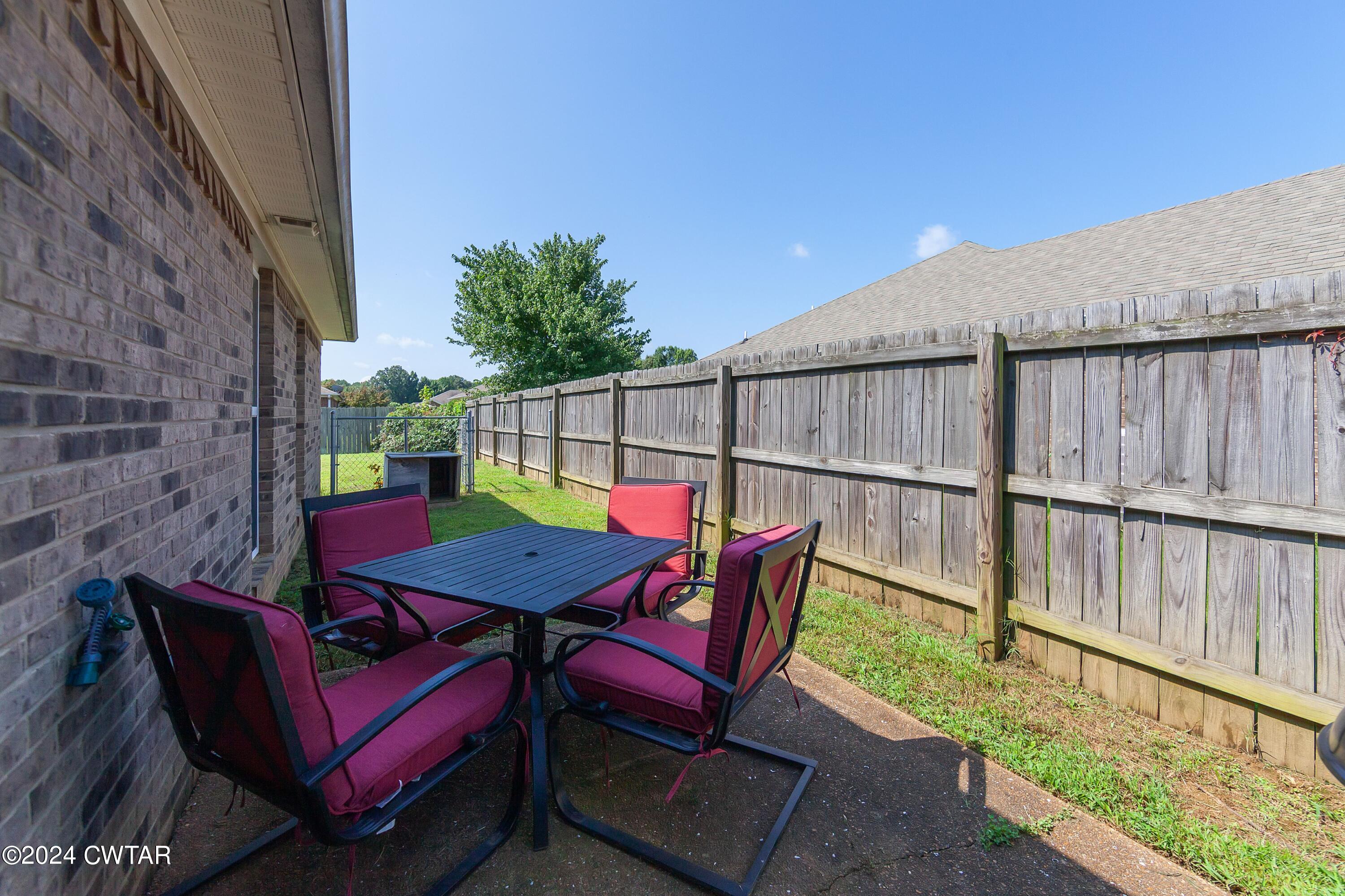 128 Liverpool Cove