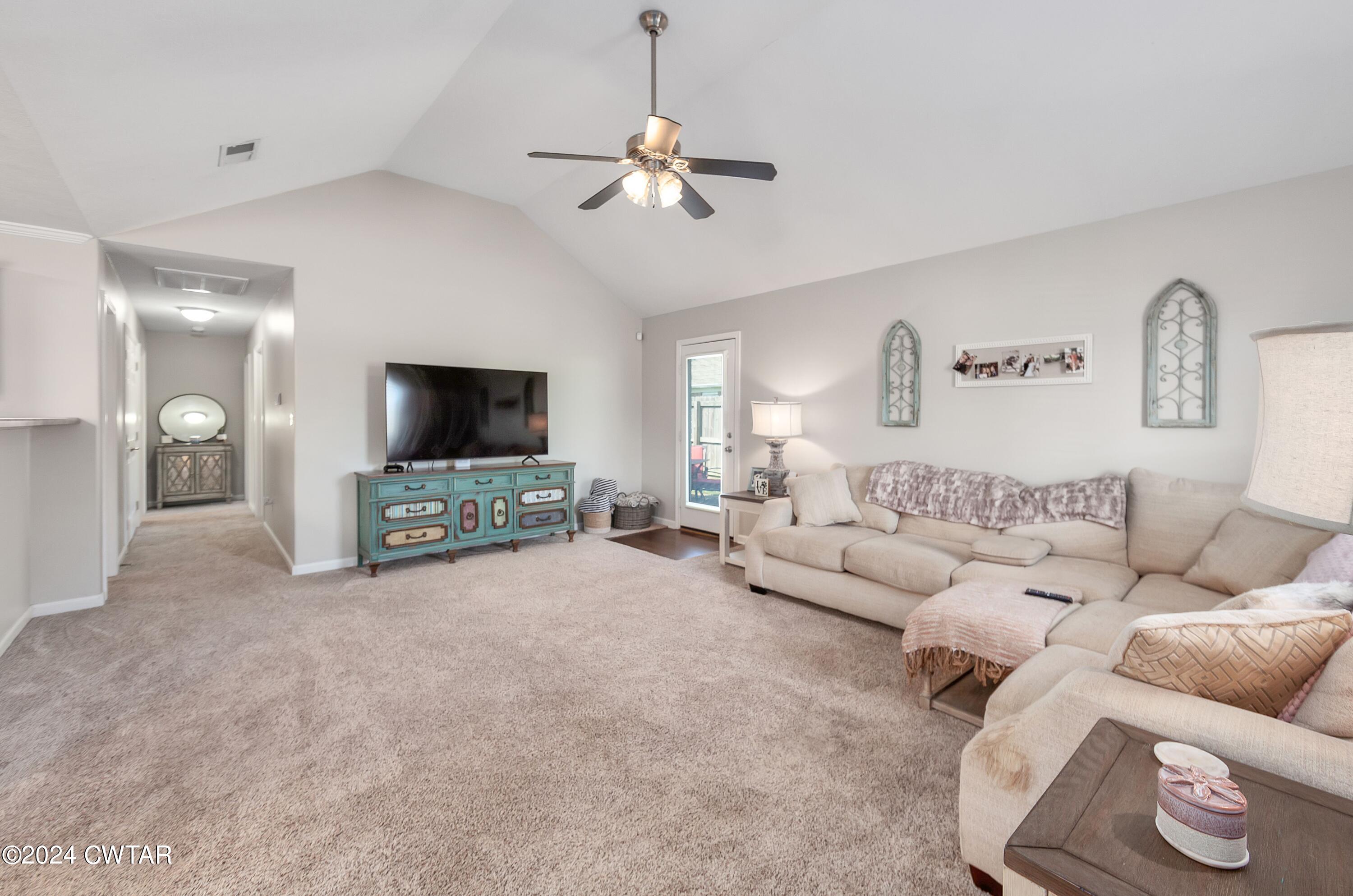 128 Liverpool Cove