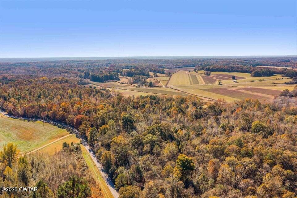 00 Independence Road