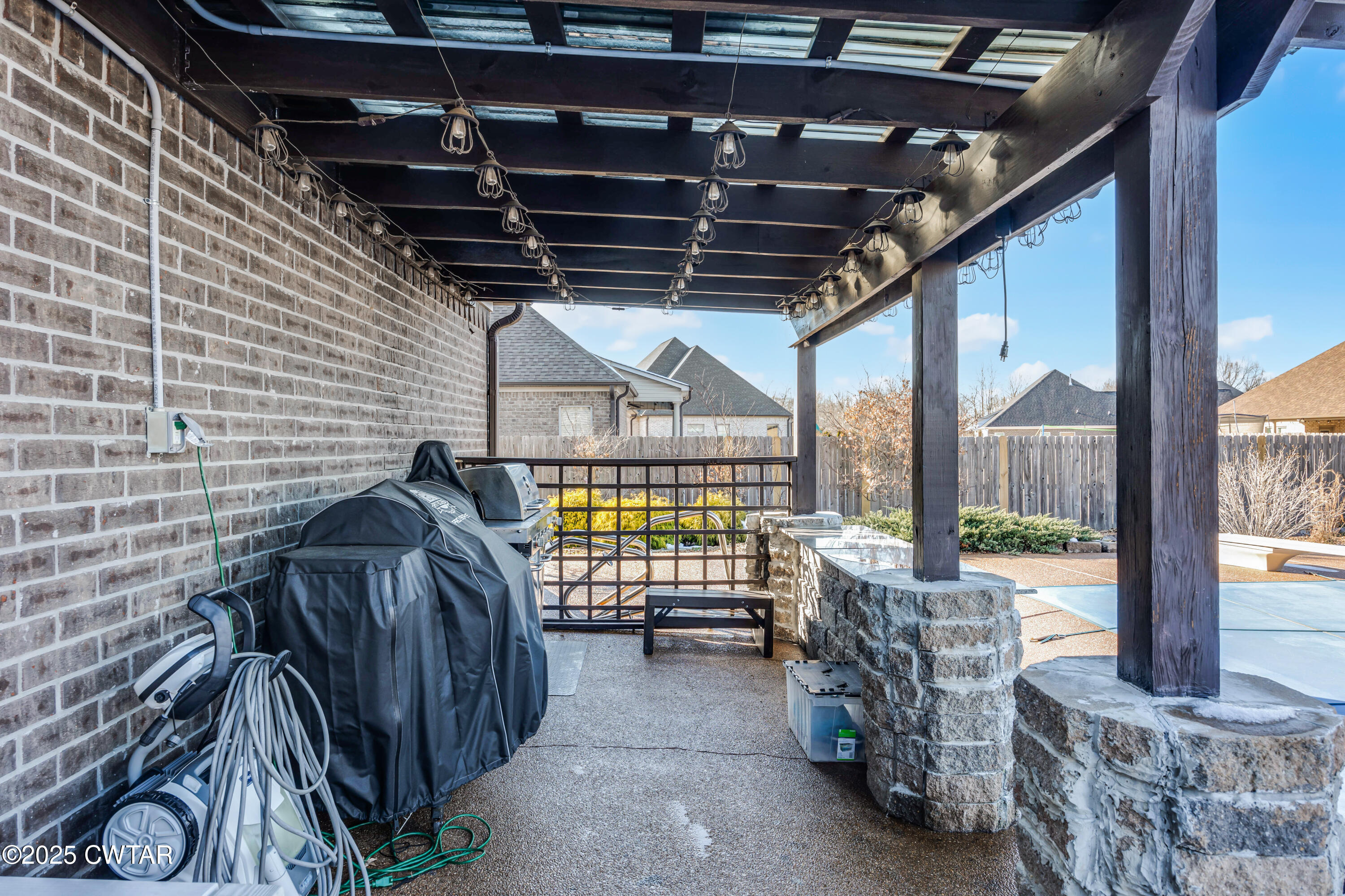 11 Whitebark Cove