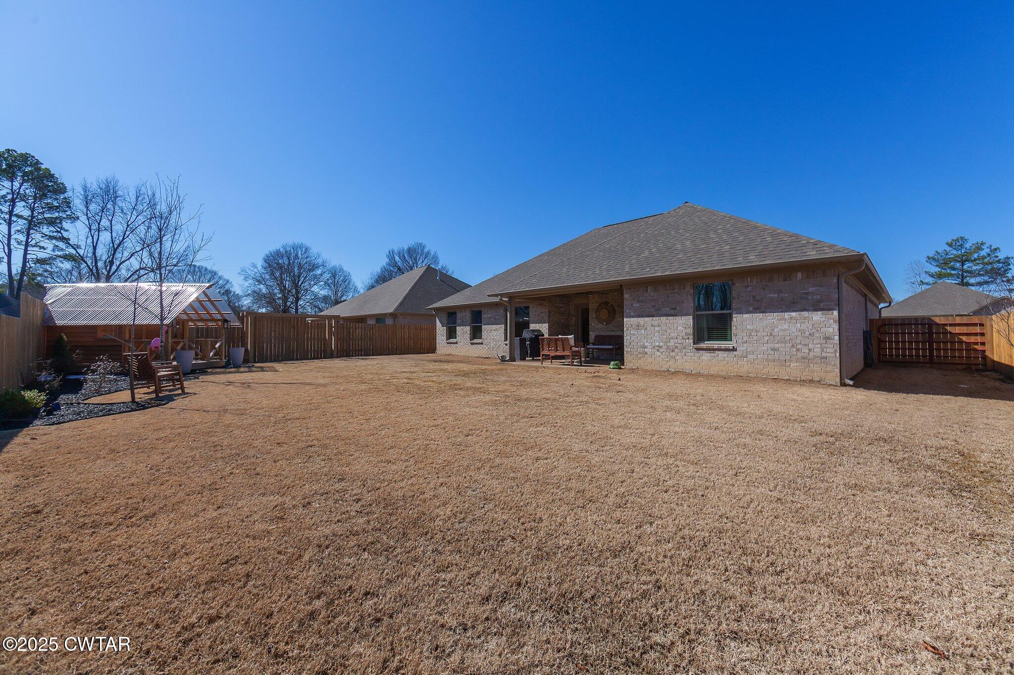 12 Bear Trace Drive