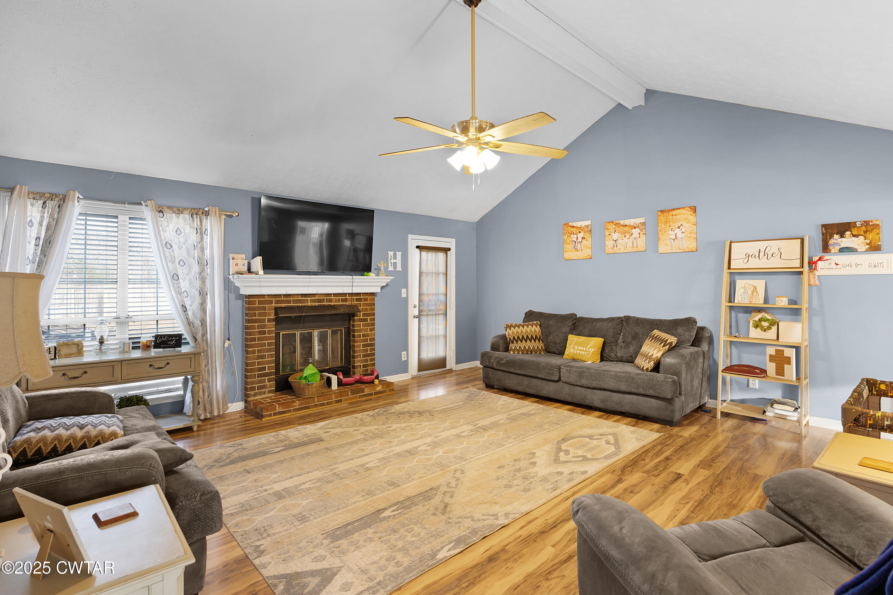 233 Buttonwood Drive