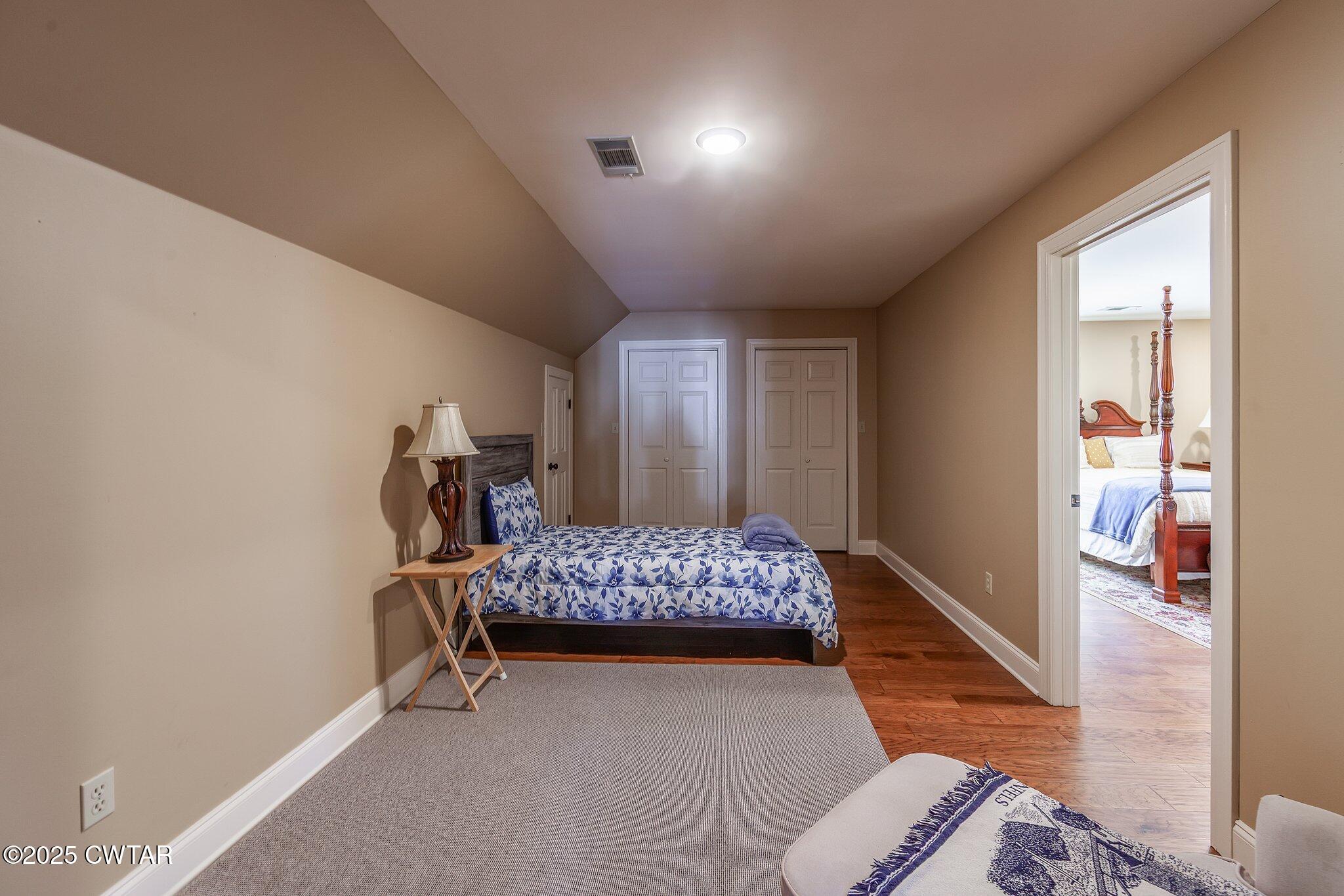 18 Beacon Hill Drive