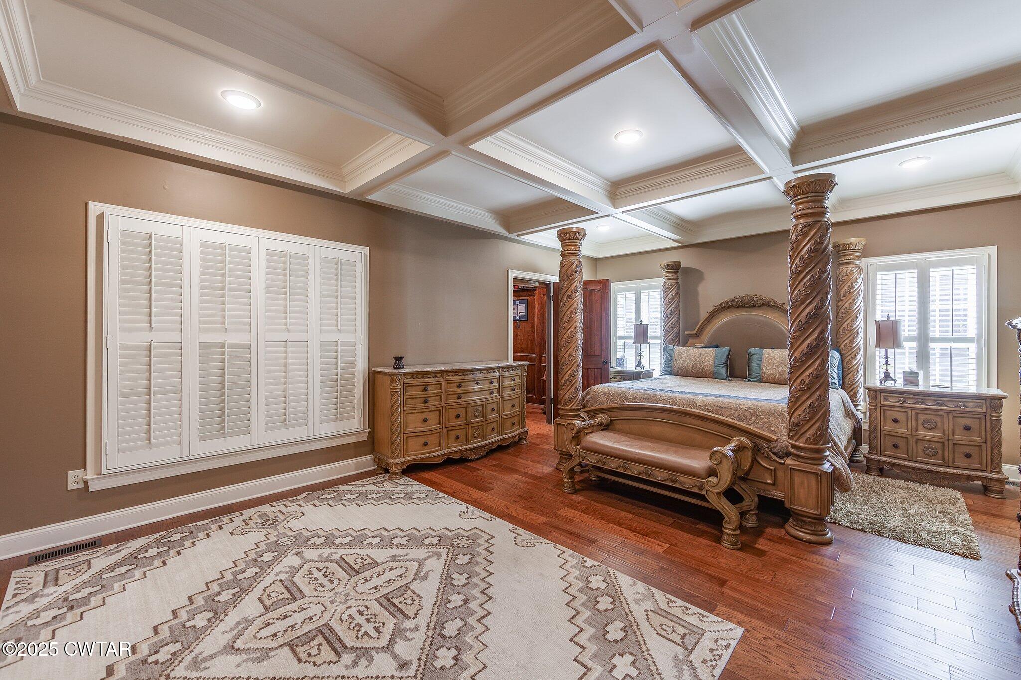 18 Beacon Hill Drive