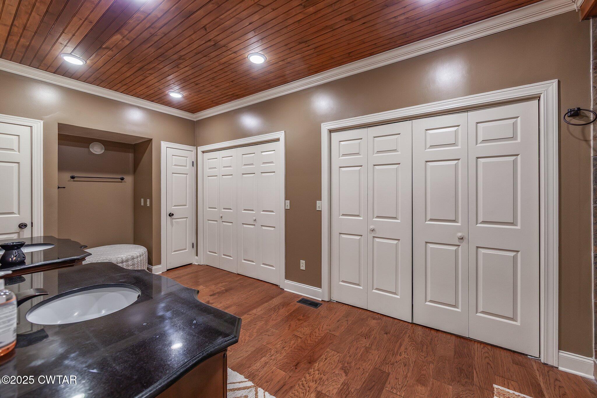 18 Beacon Hill Drive