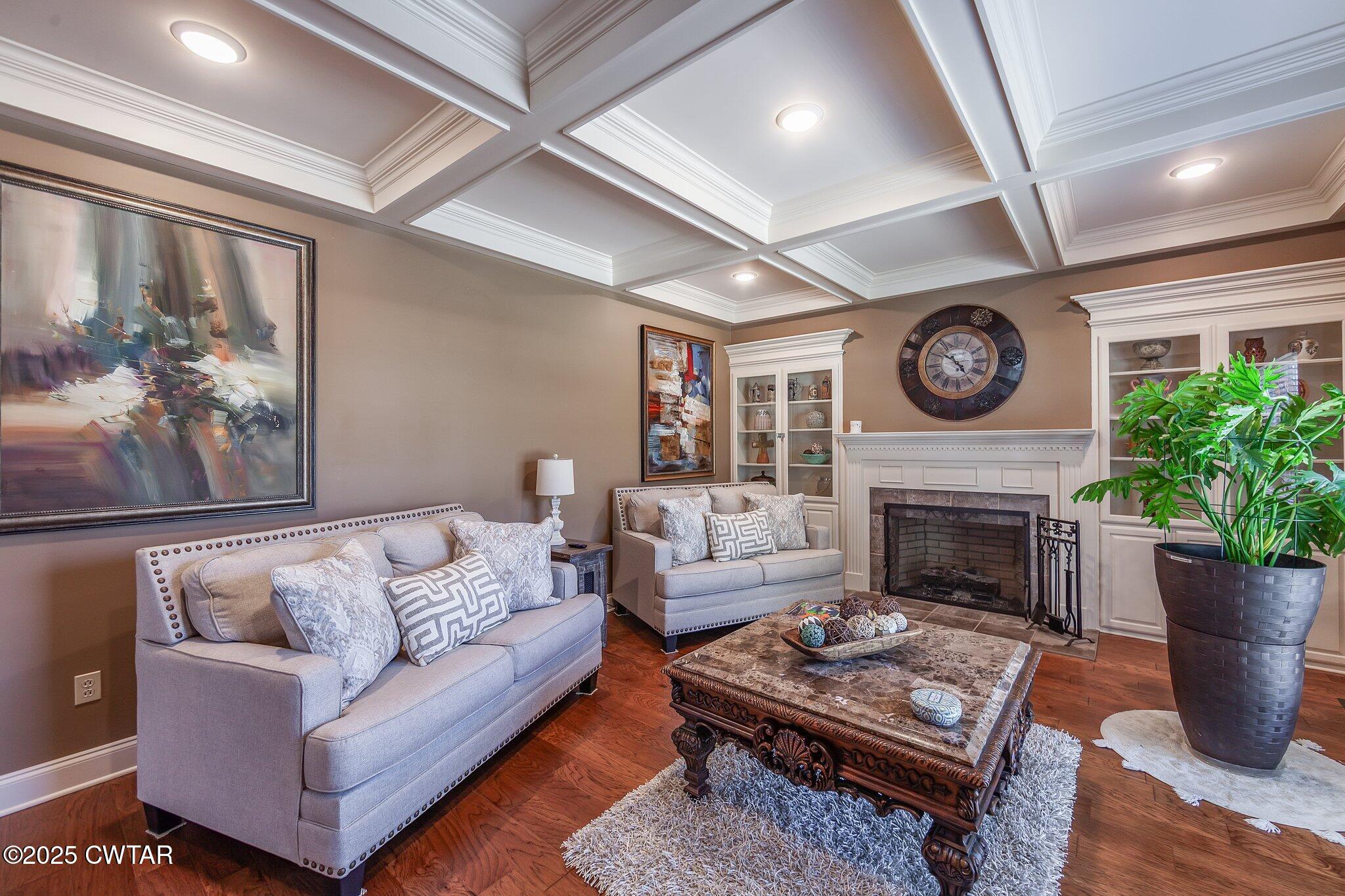 18 Beacon Hill Drive