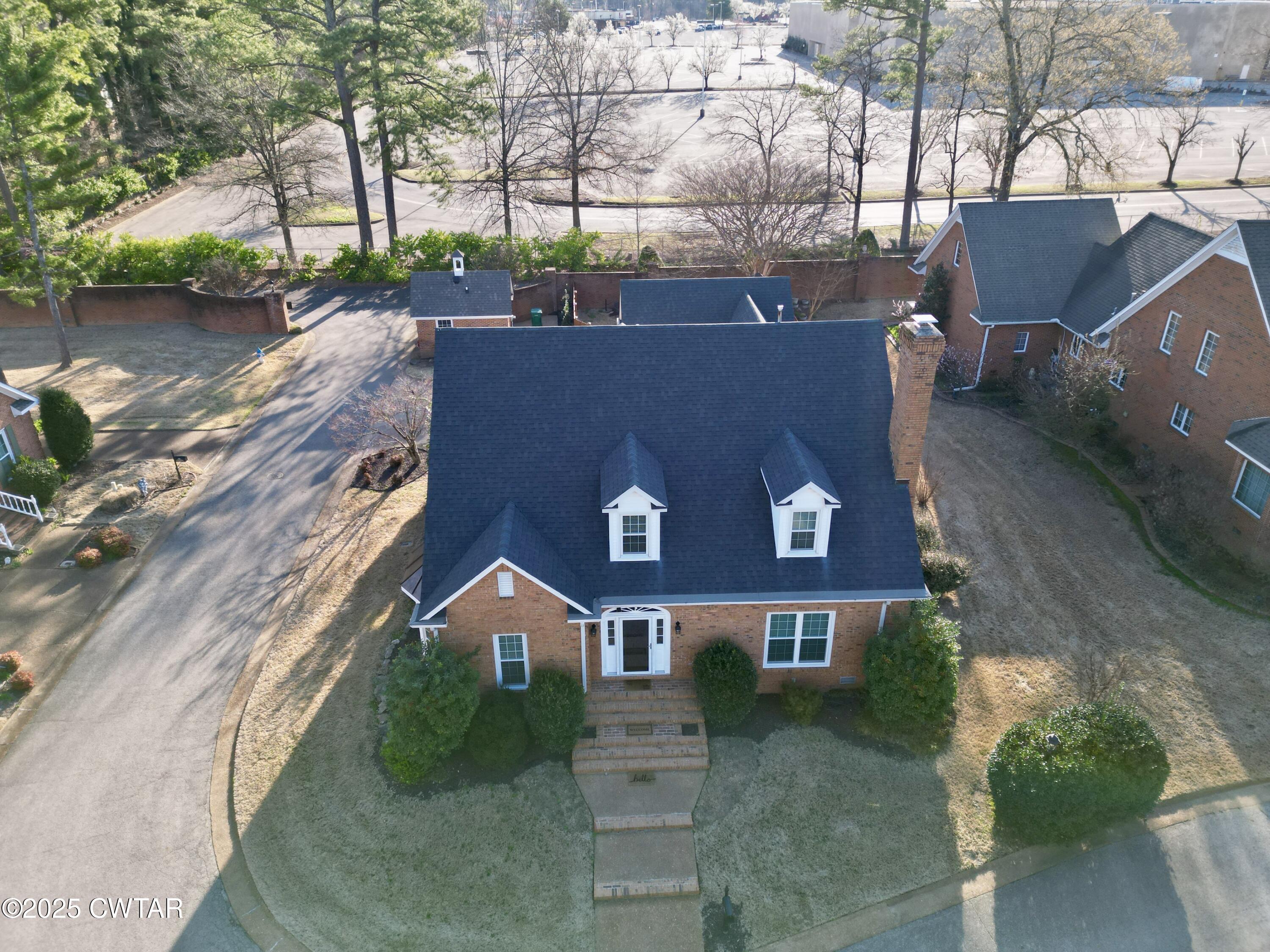 18 Beacon Hill Drive