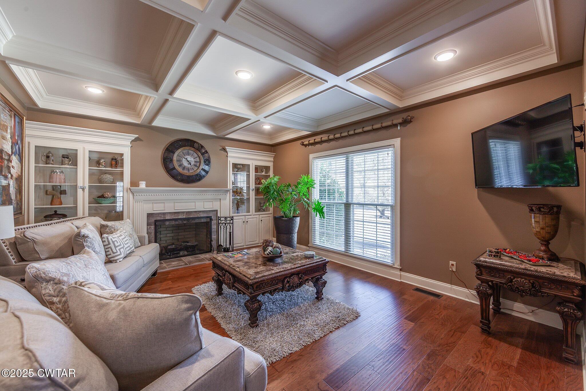 18 Beacon Hill Drive