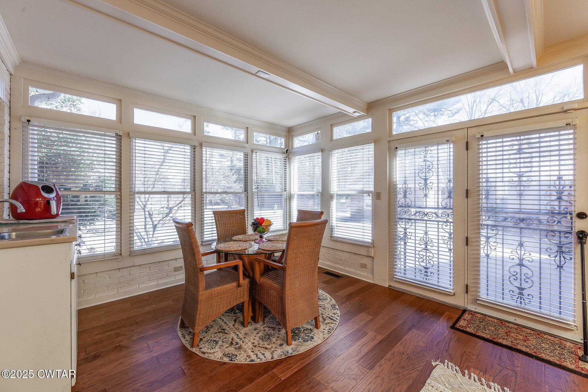 18 Beacon Hill Drive