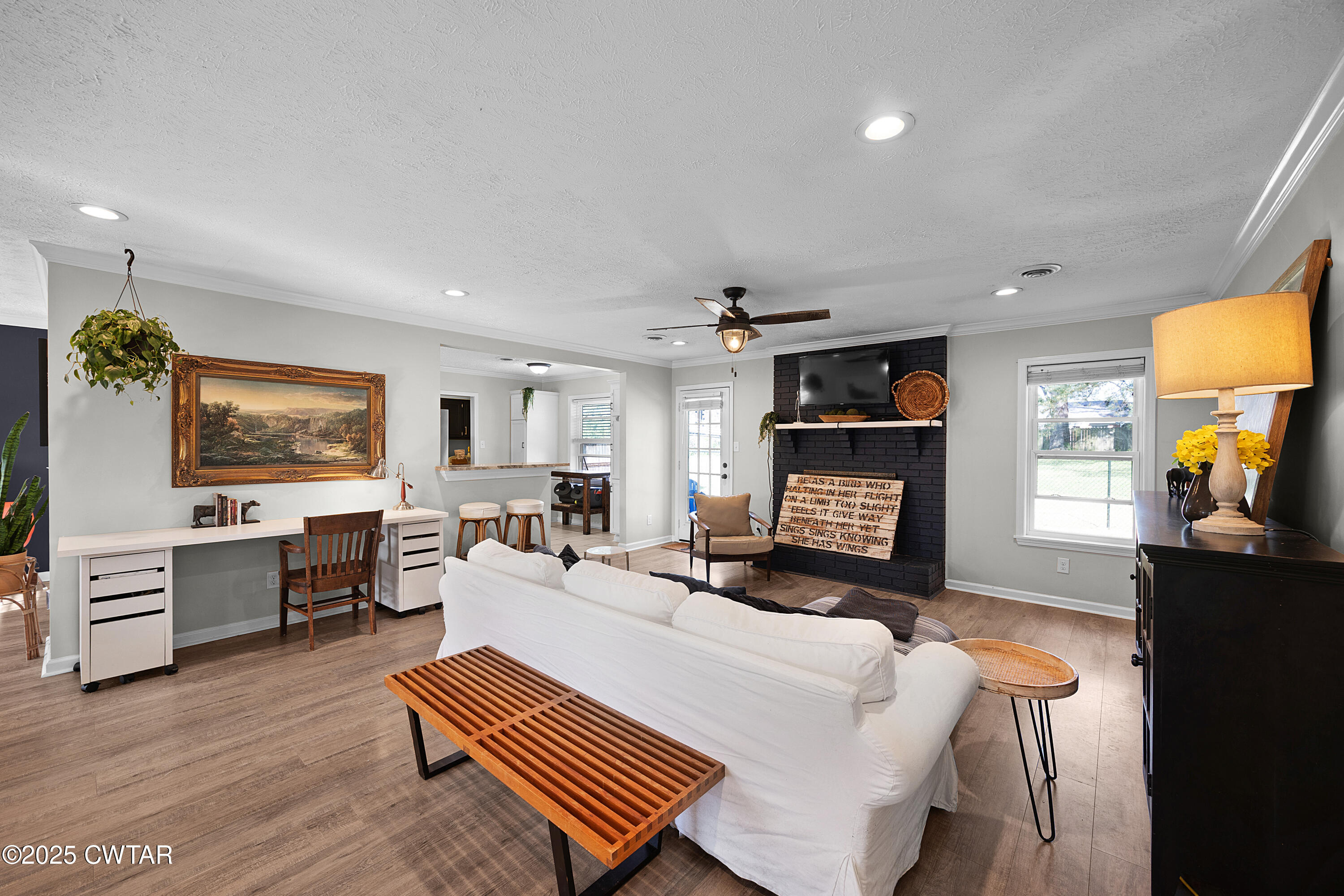 76 Navajo Cove