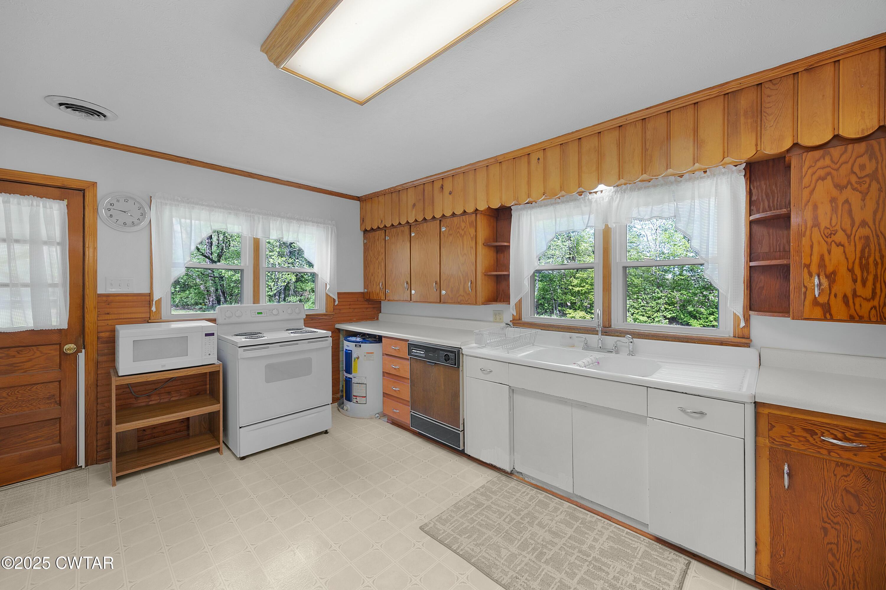 168 Cecil Lett Road