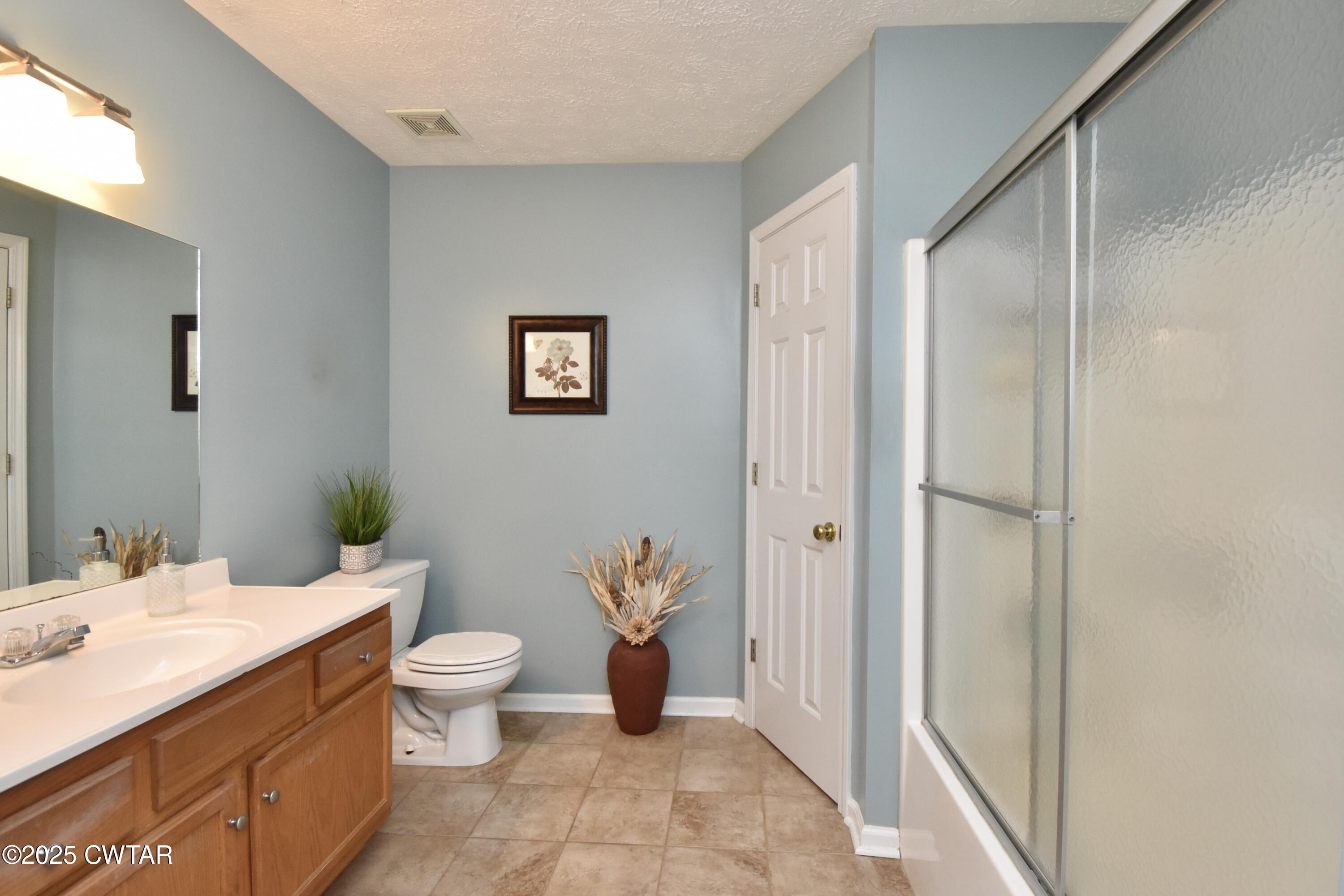 17 Crooked Creek Drive