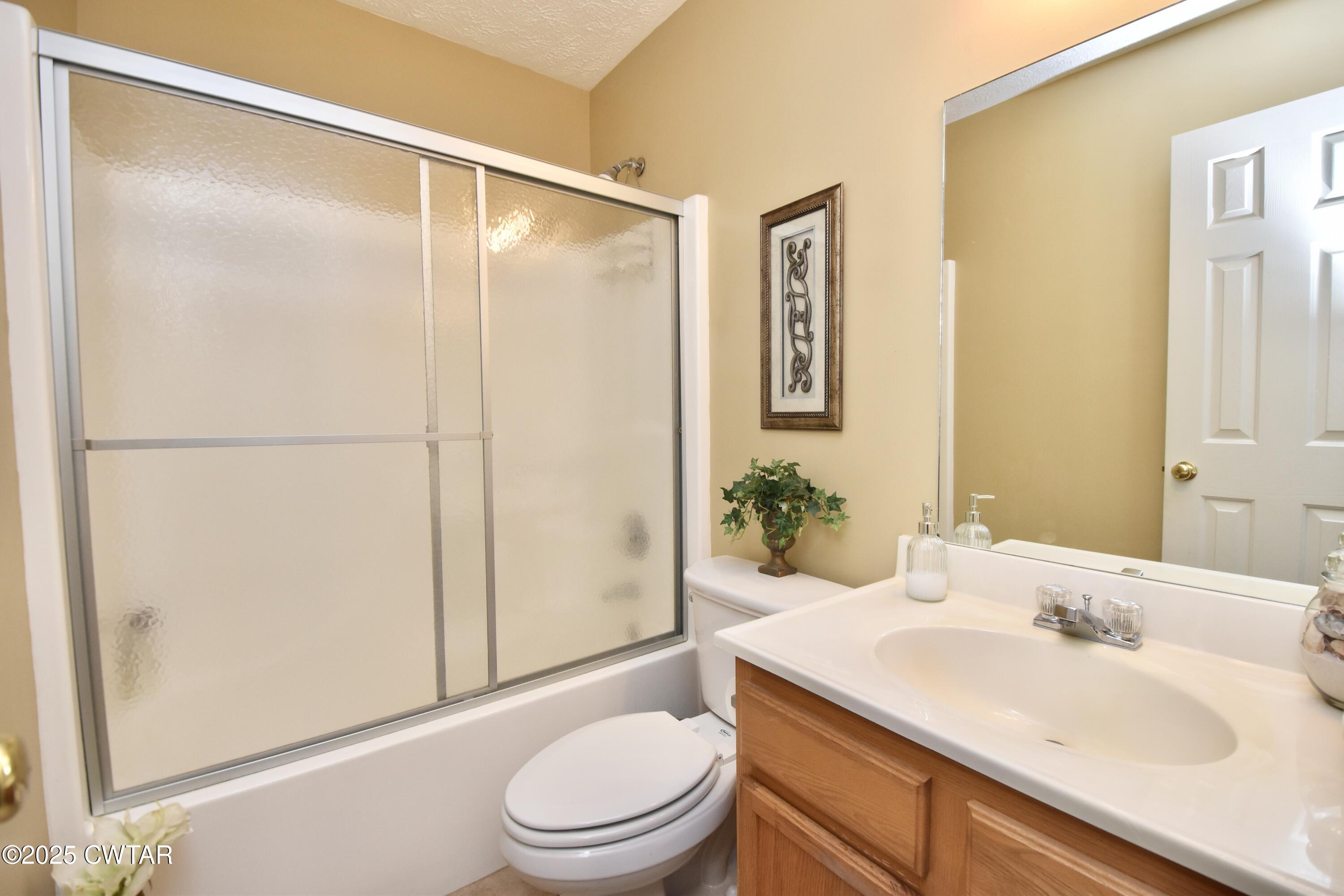 17 Crooked Creek Drive