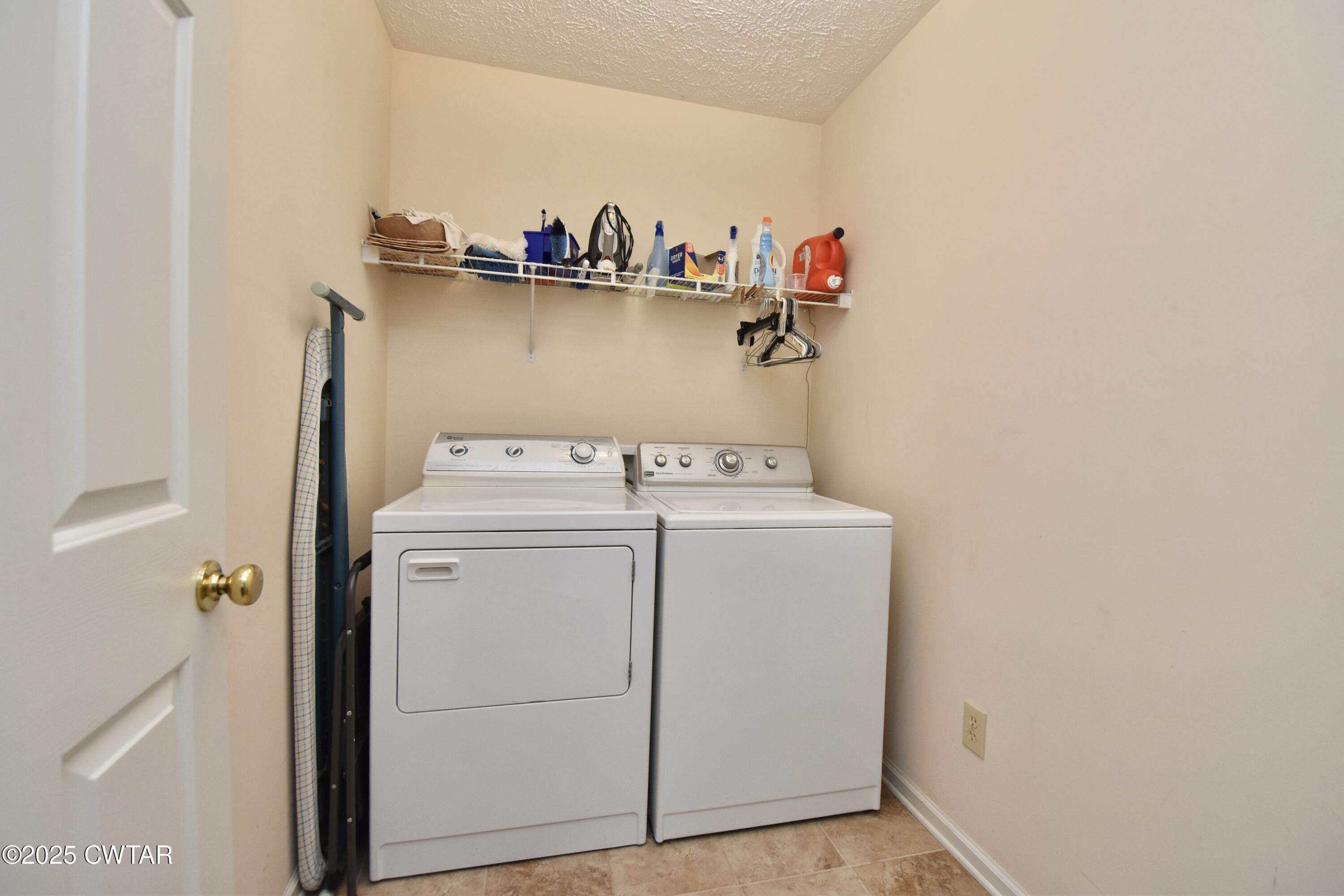 17 Crooked Creek Drive