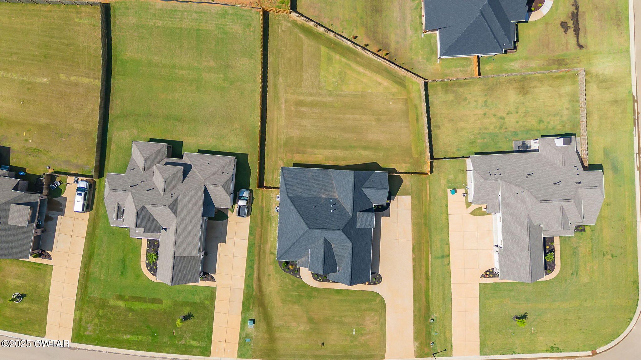 35 Larkhaven Lp