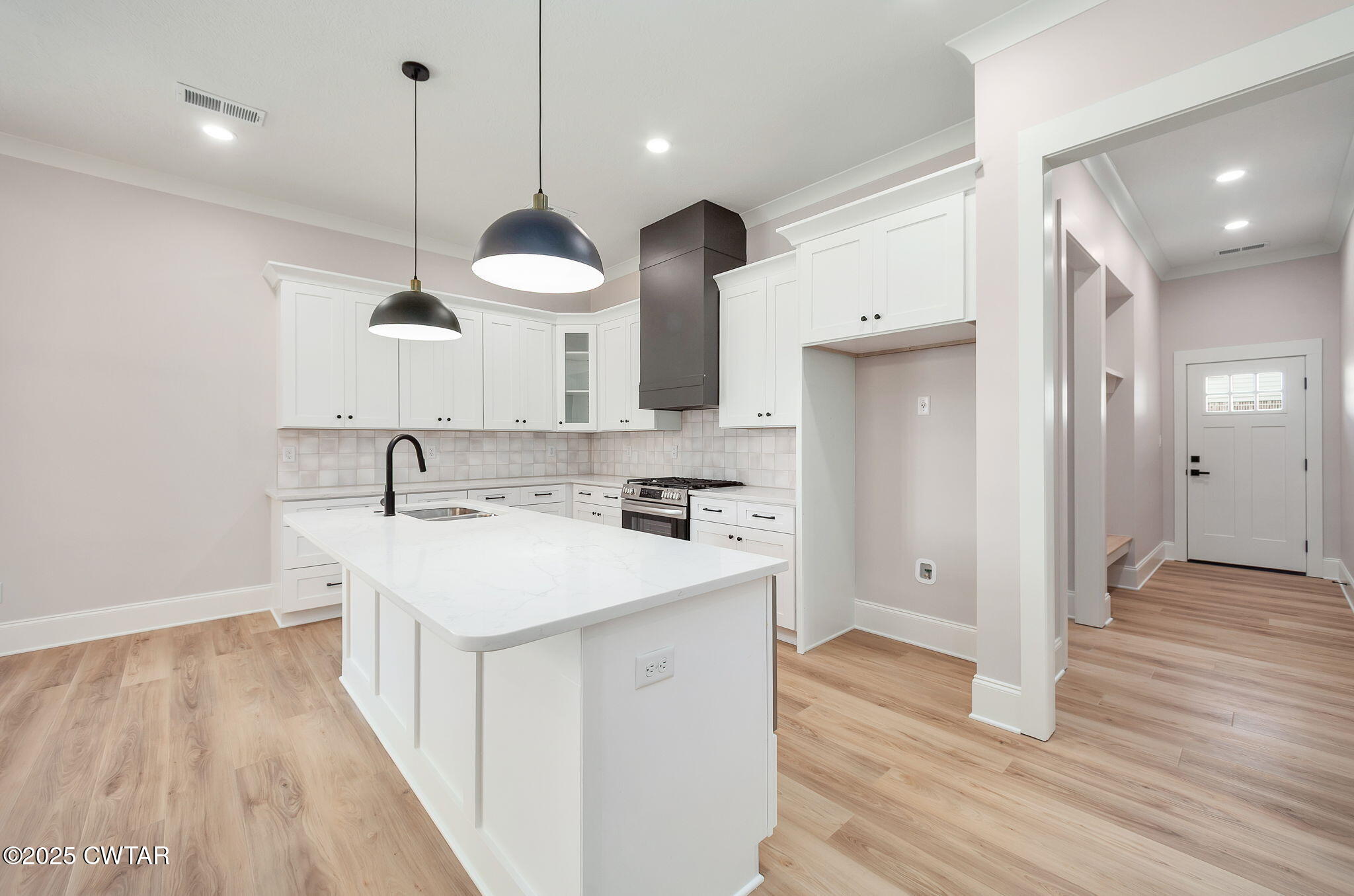 35 Larkhaven Lp