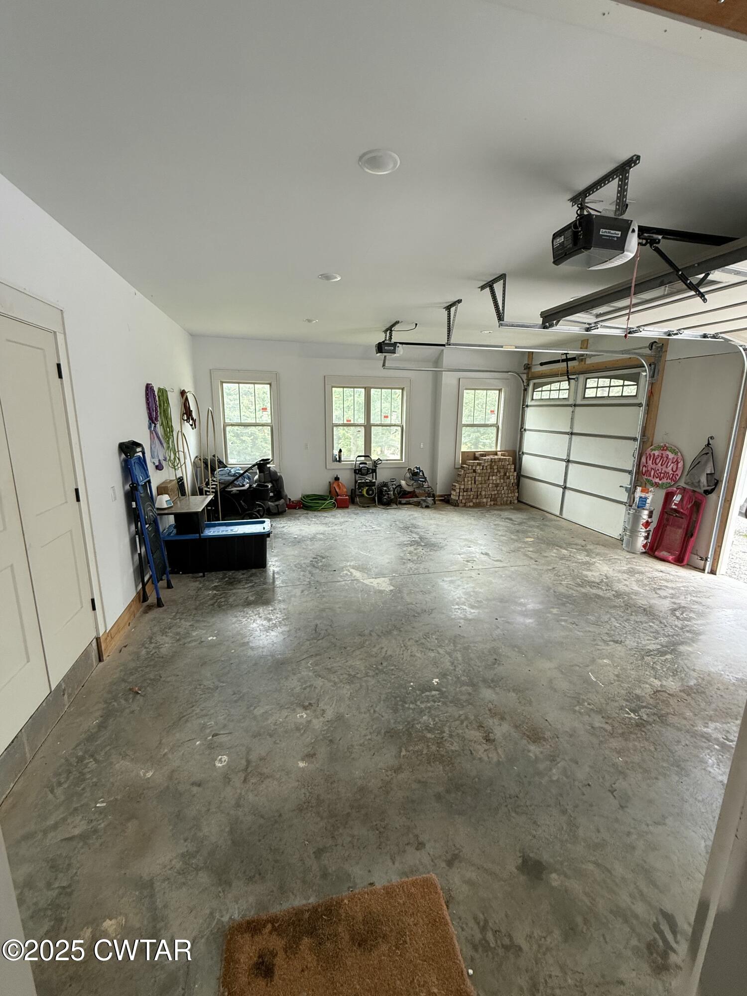 34 Acorn Drive