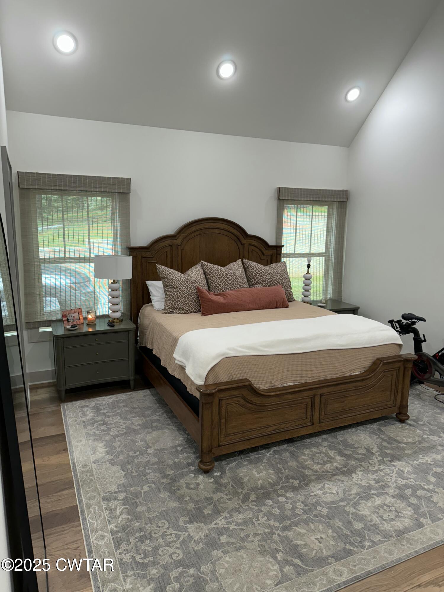 34 Acorn Drive