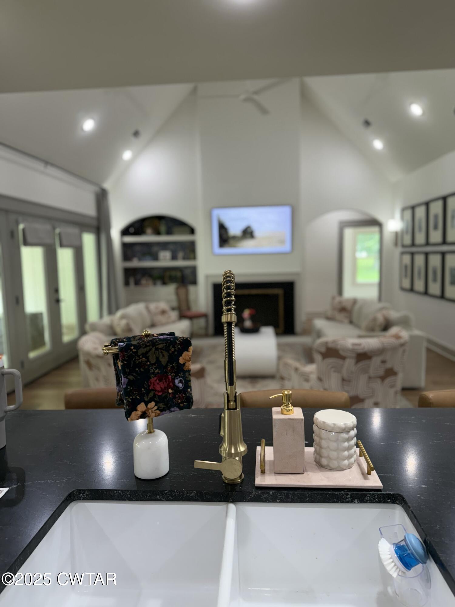 34 Acorn Drive