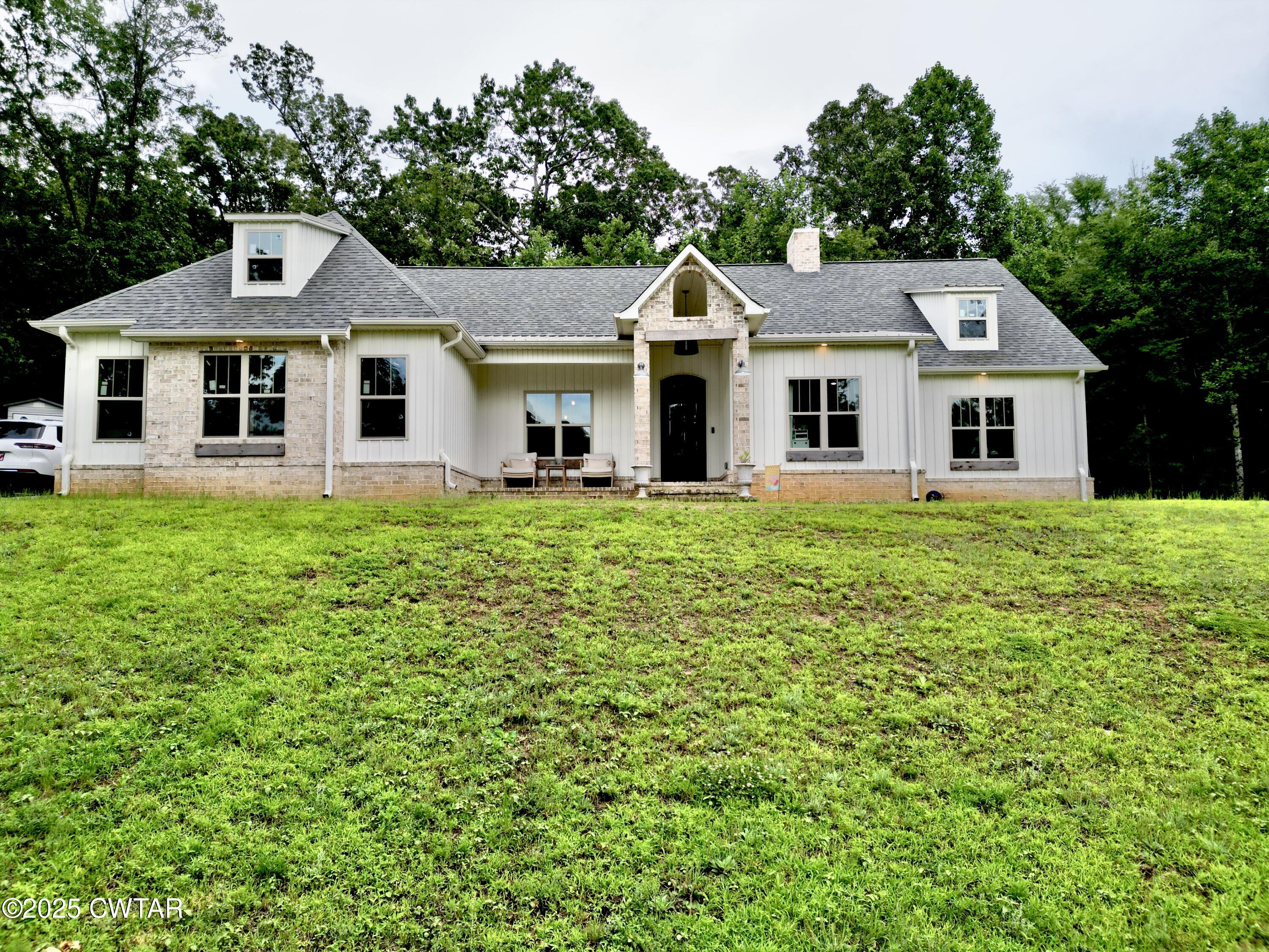 34 Acorn Drive