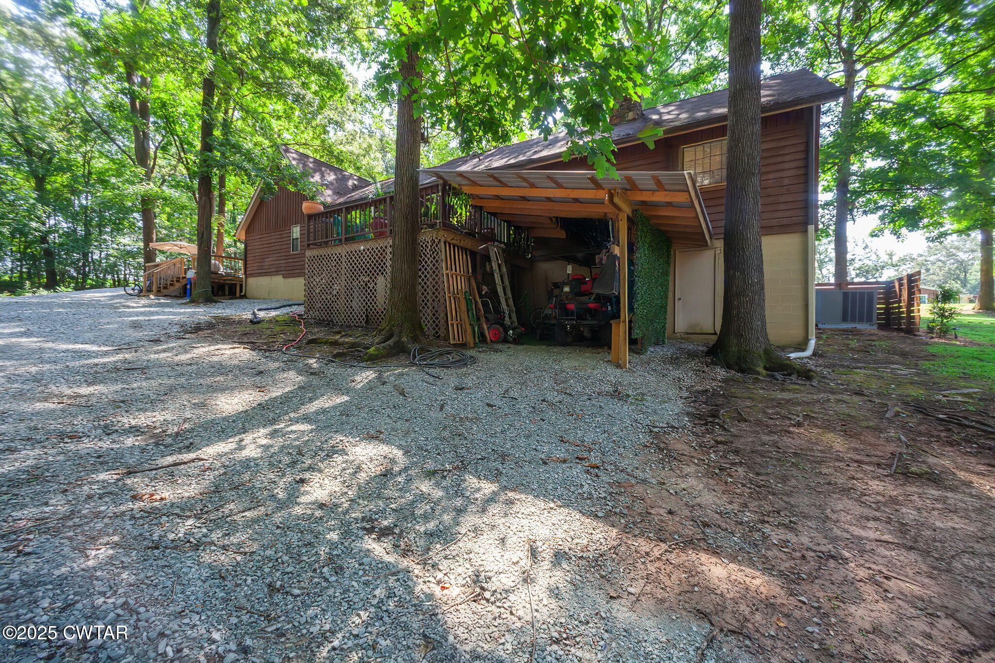 210 High Oaks Drive