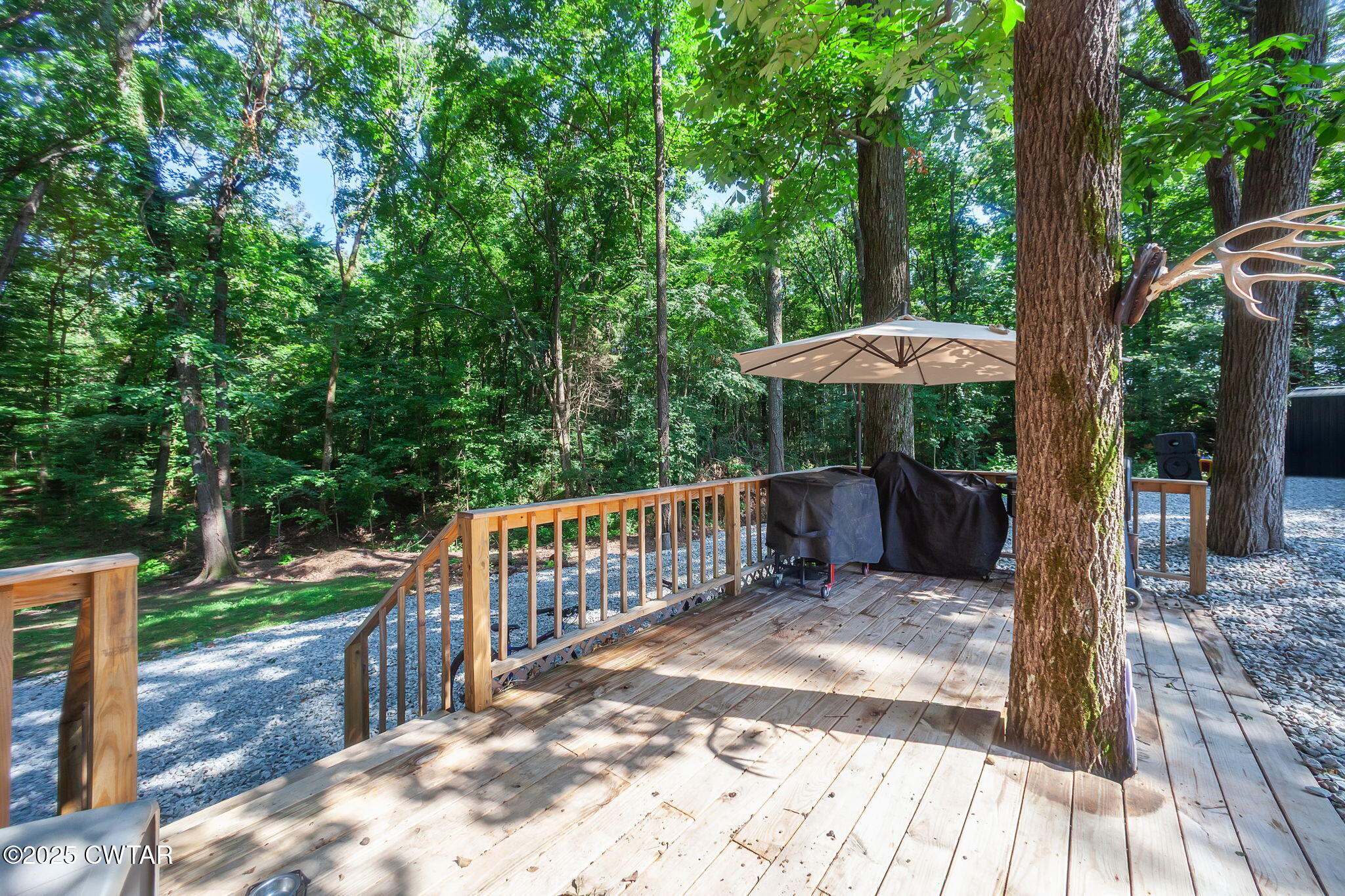 210 High Oaks Drive