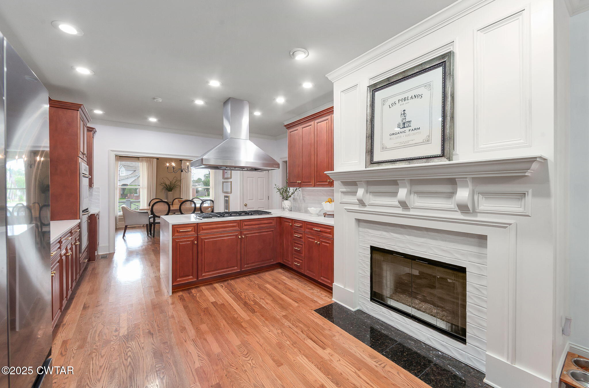 76 Southpointe Drive