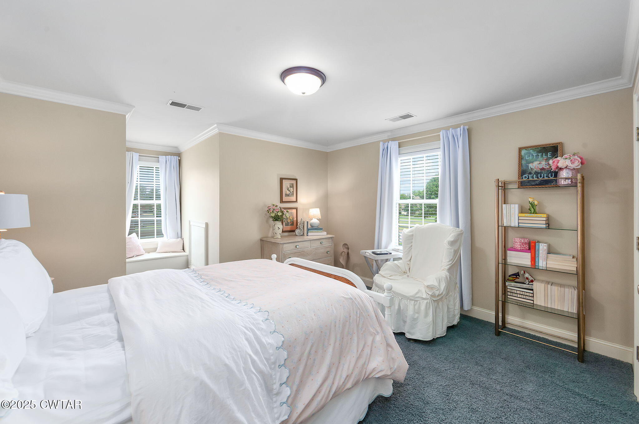 76 Southpointe Drive