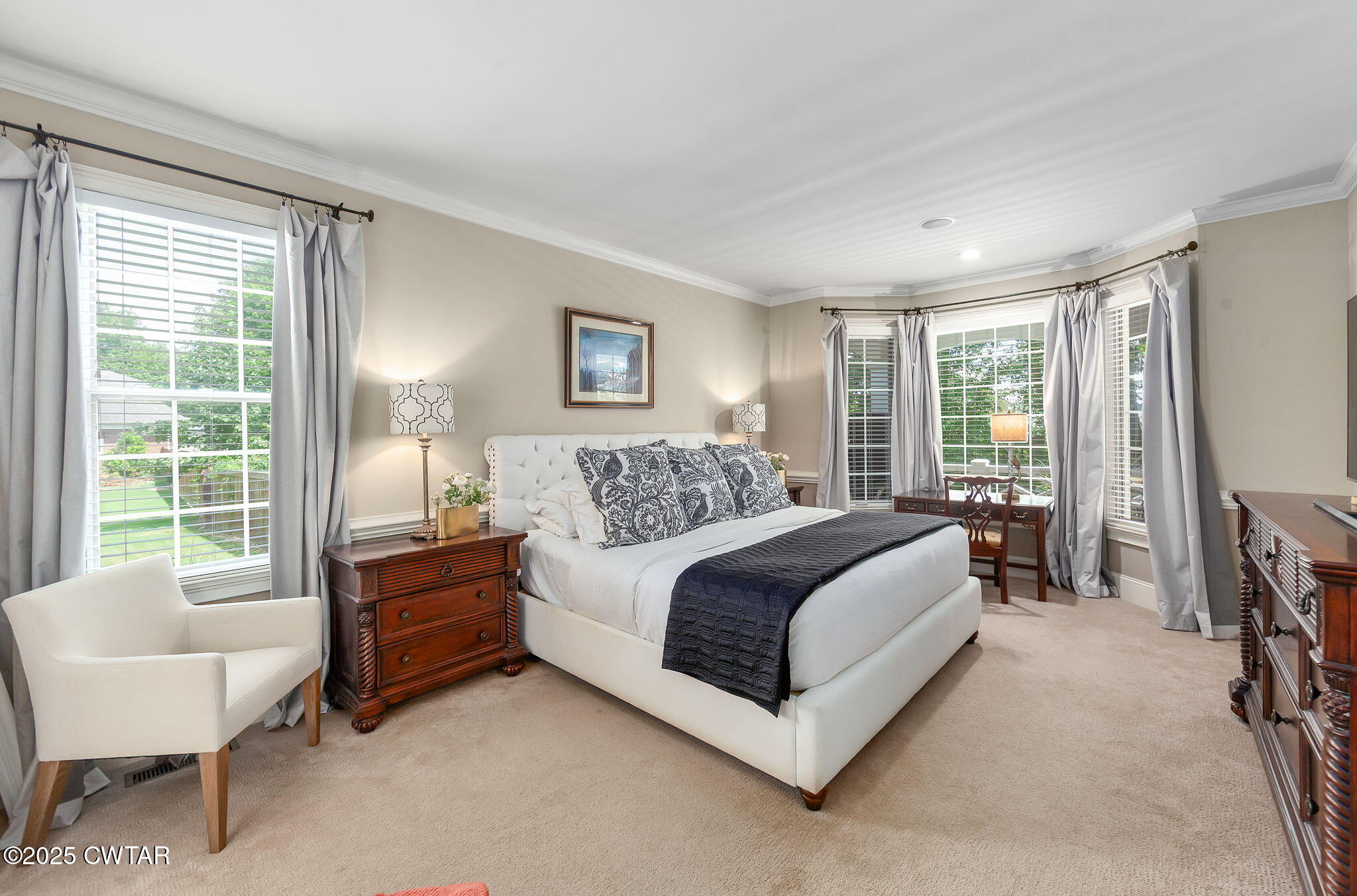 76 Southpointe Drive