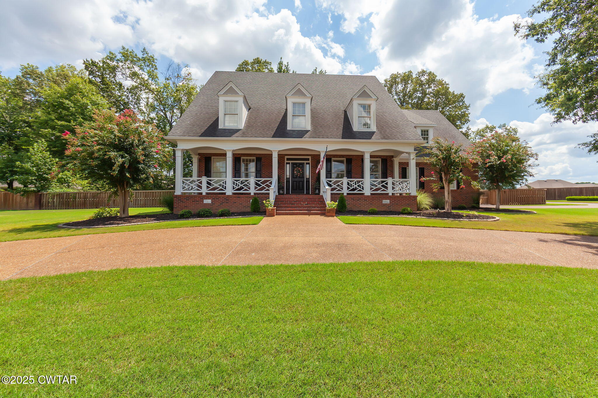 76 Southpointe Drive