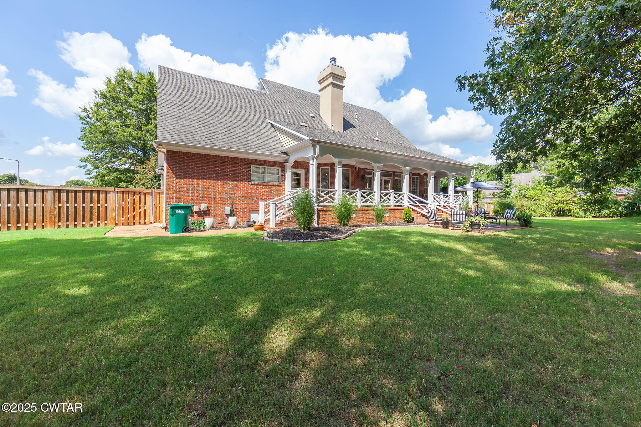 76 Southpointe Drive