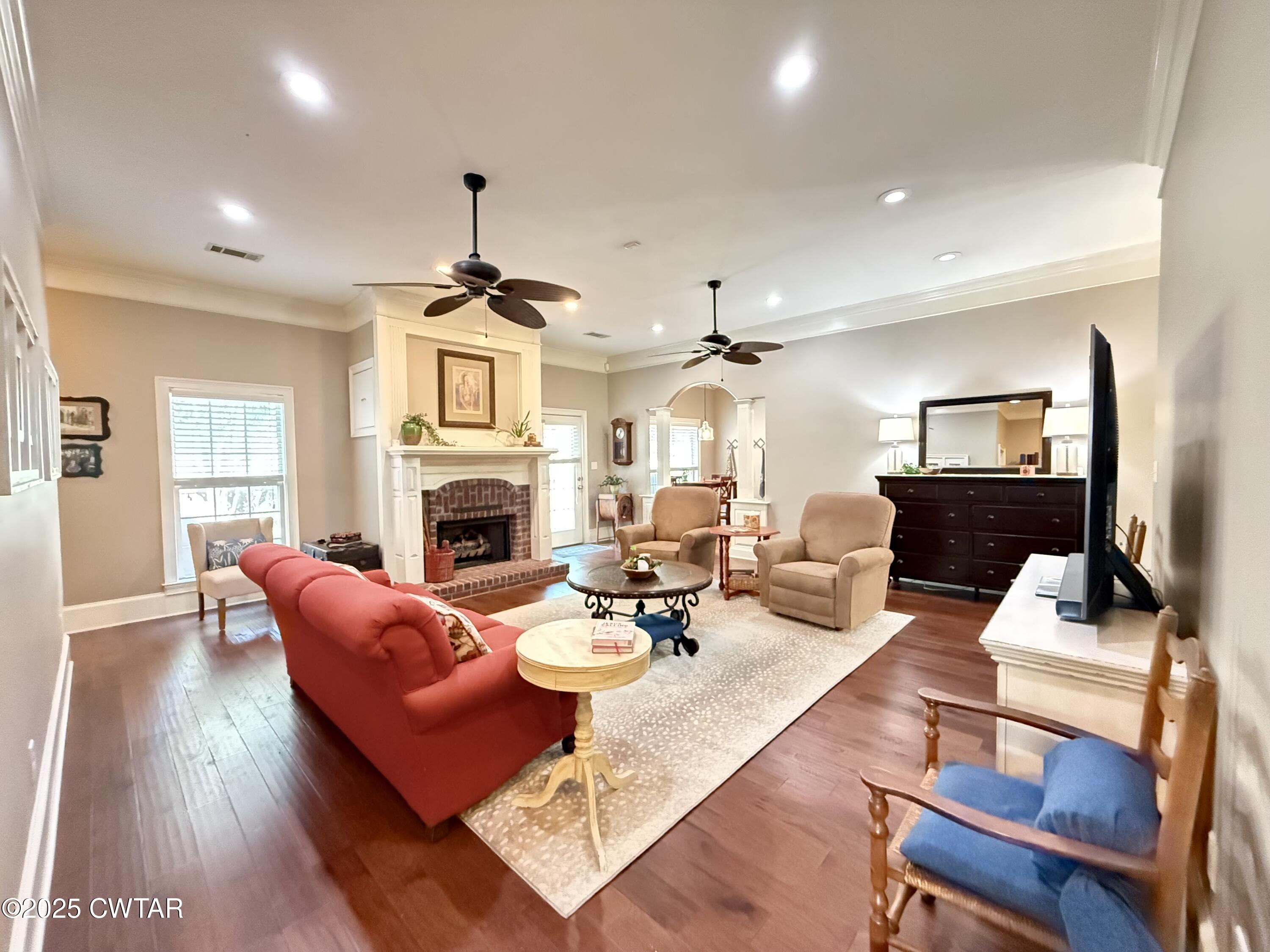 159 N Lake Drive, Jackson