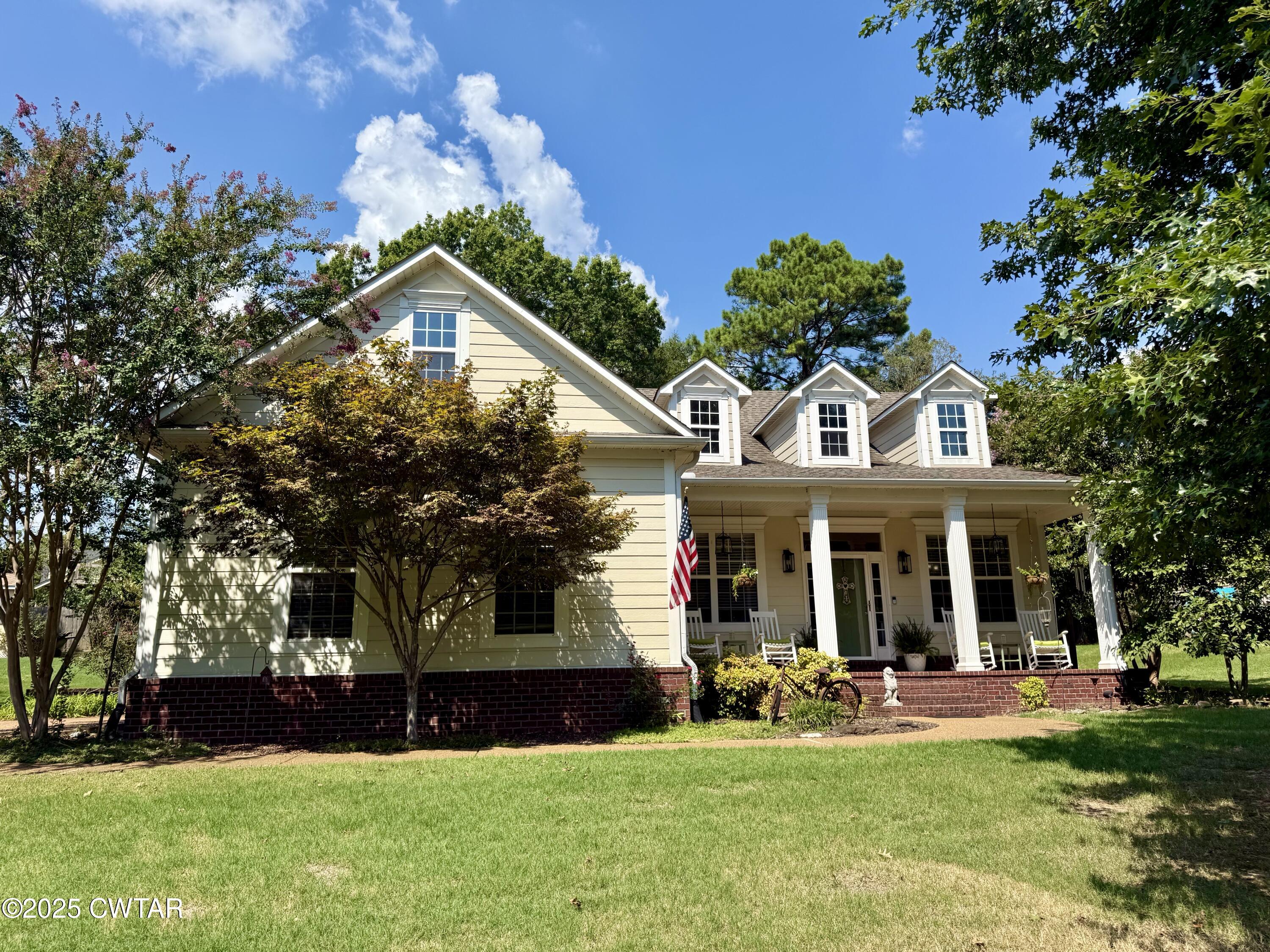 159 N Lake Drive, Jackson