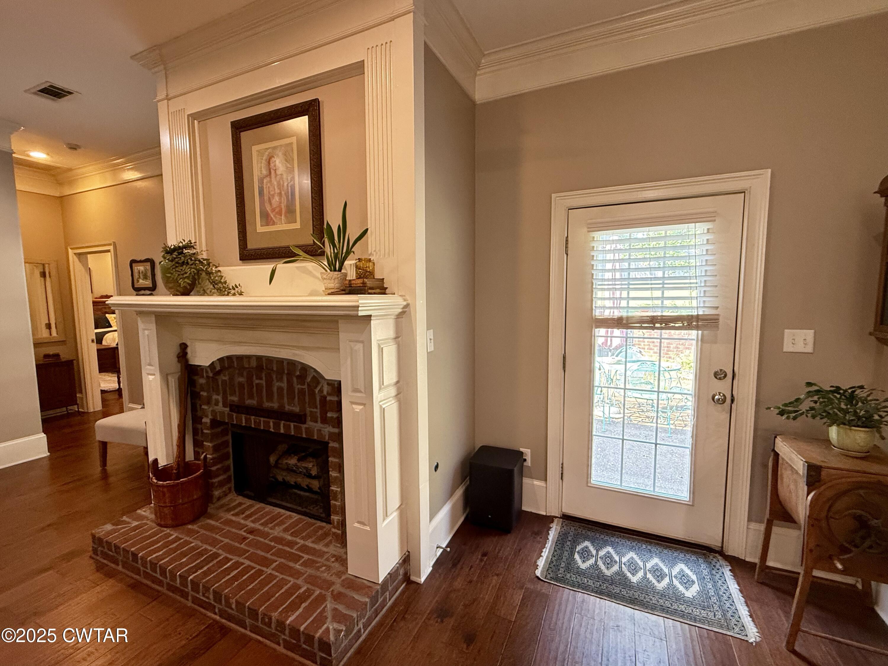 159 N Lake Drive, Jackson