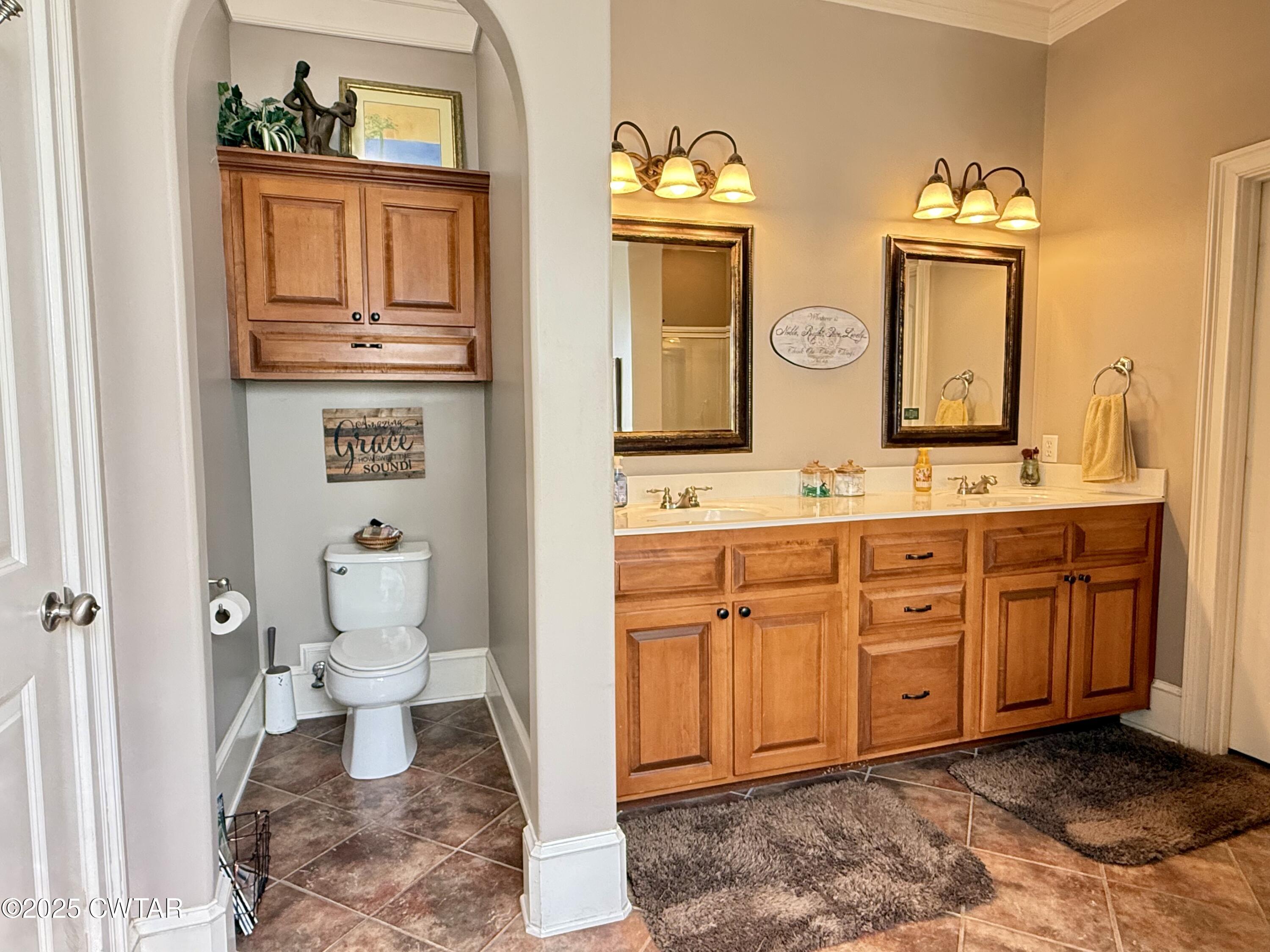 159 N Lake Drive, Jackson