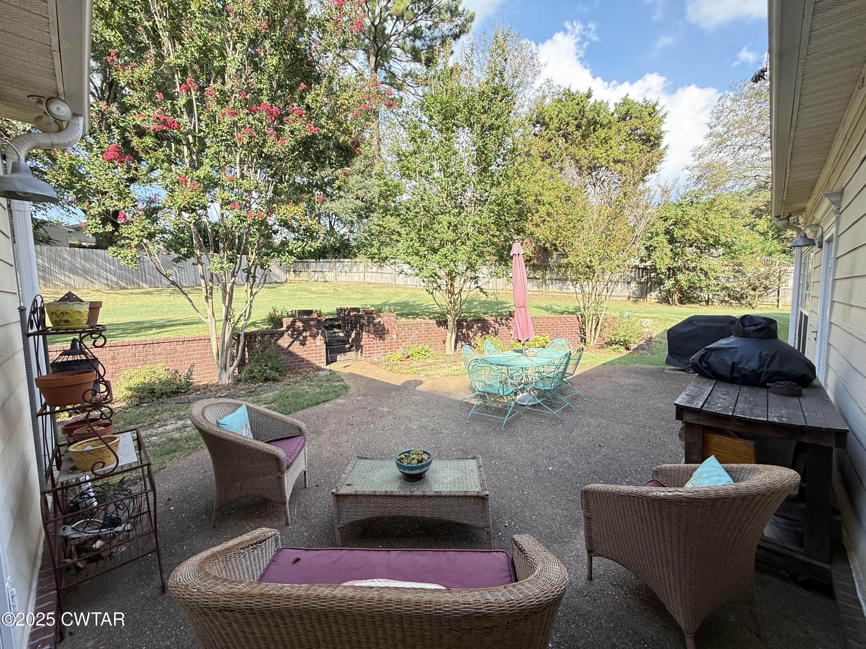 159 N Lake Drive, Jackson