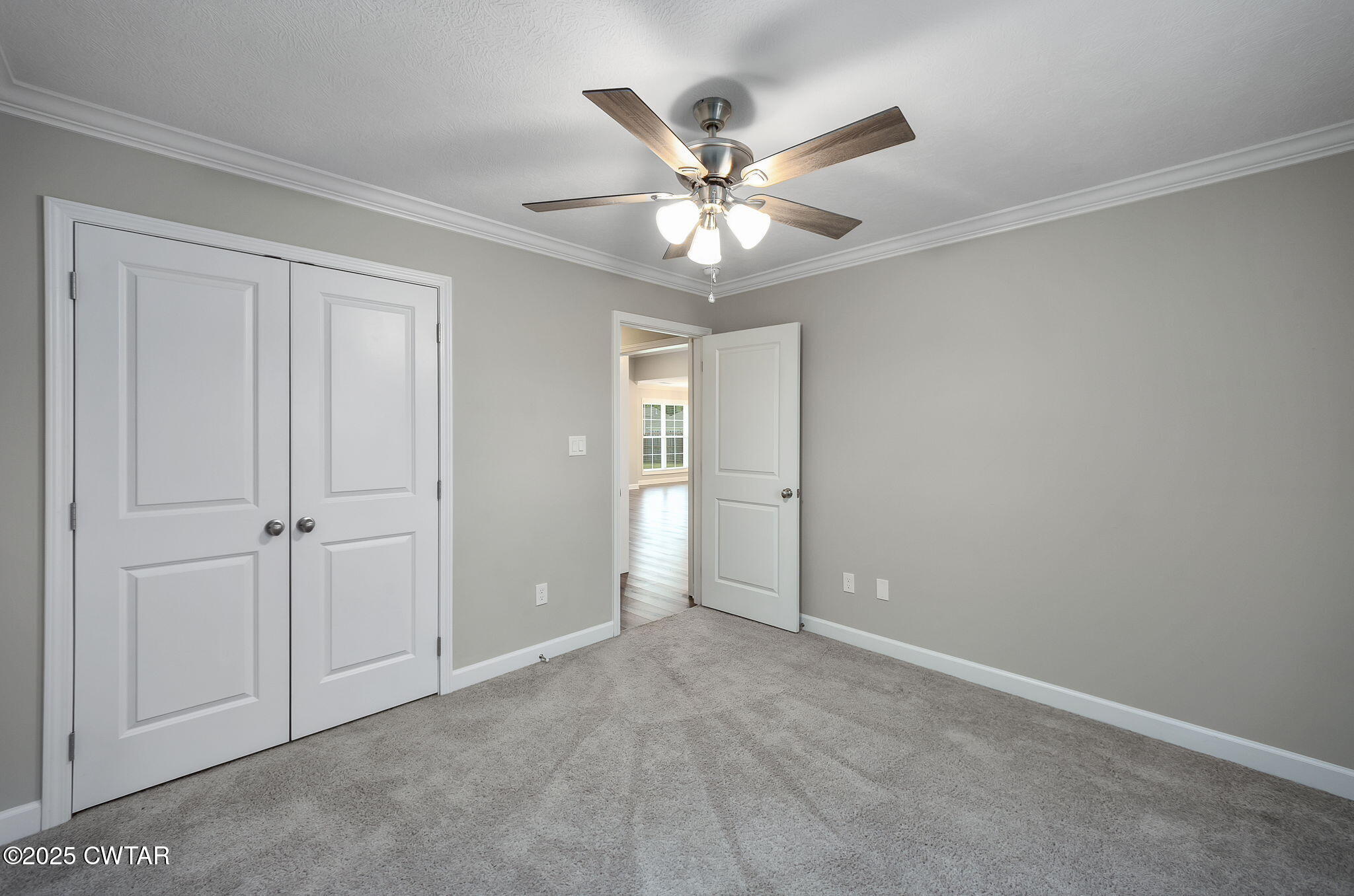 31 Golden Brooke Drive