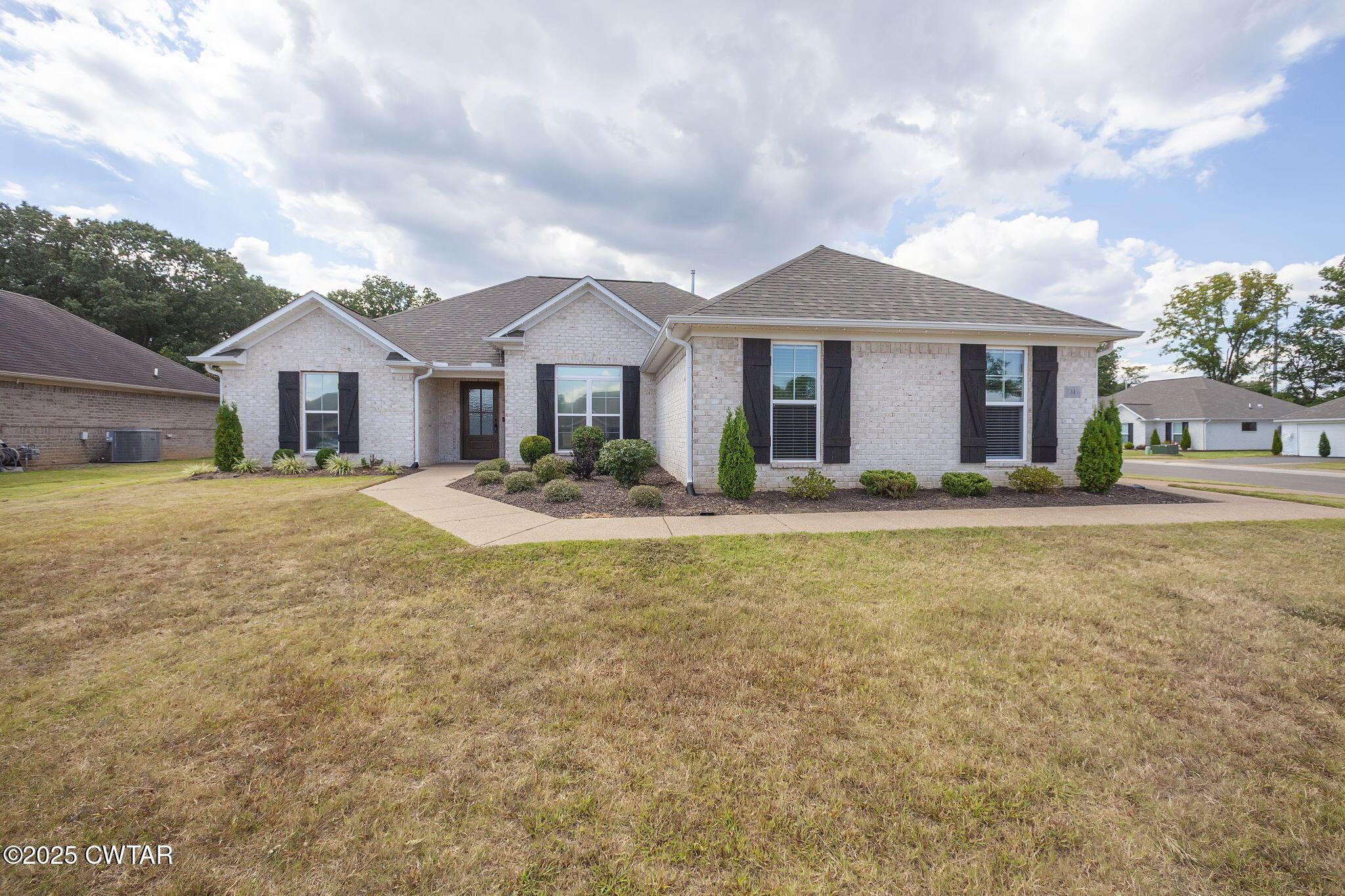 31 Golden Brooke Drive