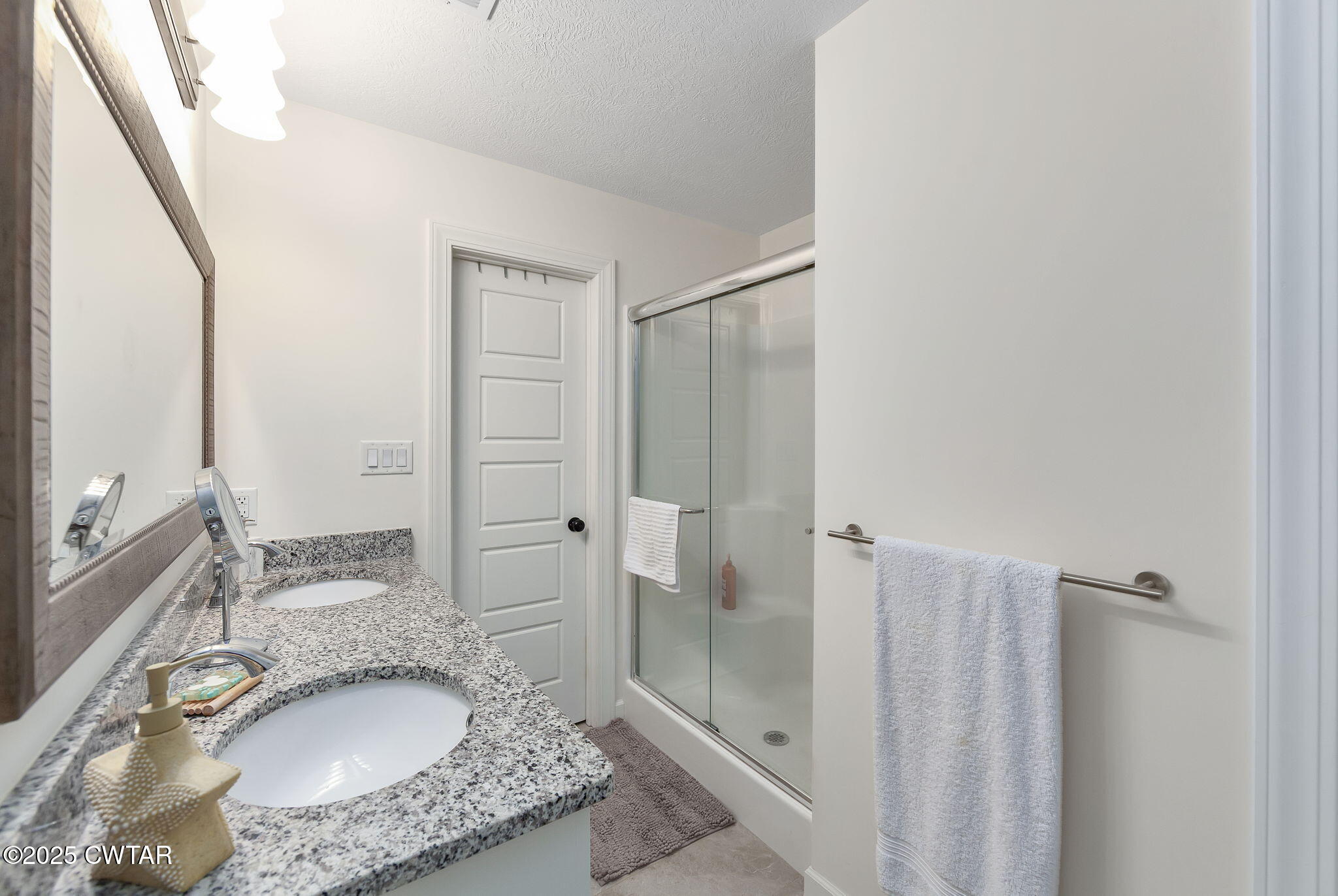 24 Doe Valley Cove