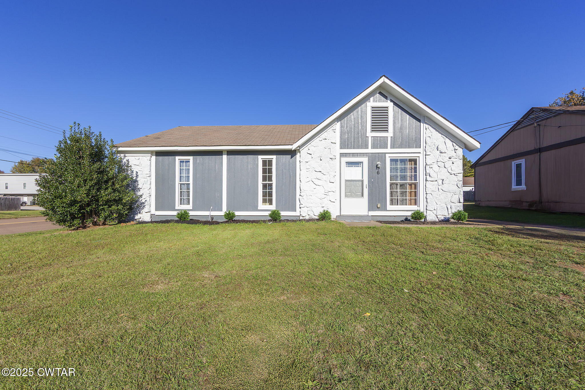 6 Breezewood Cove, Jackson