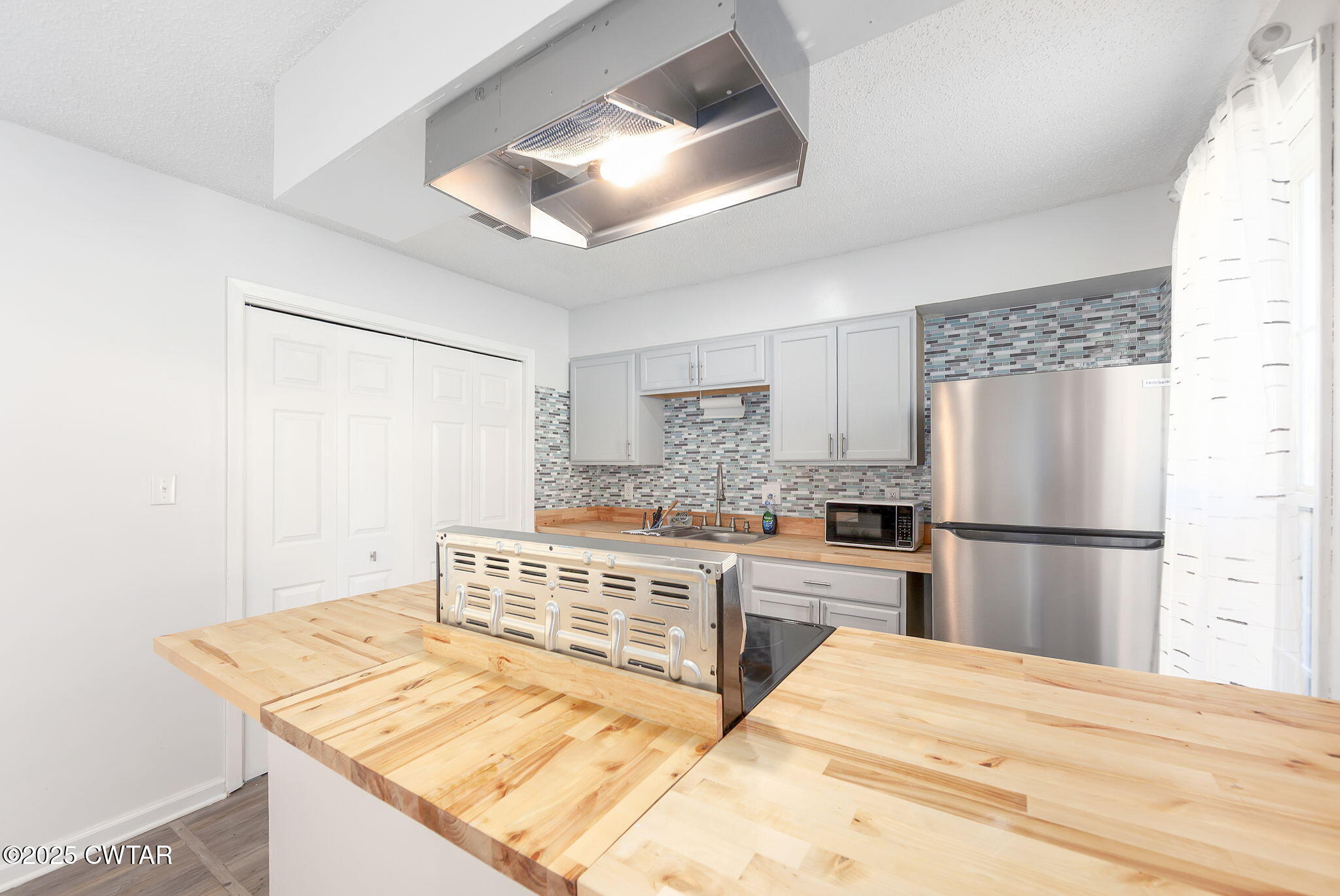 6 Breezewood Cove, Jackson