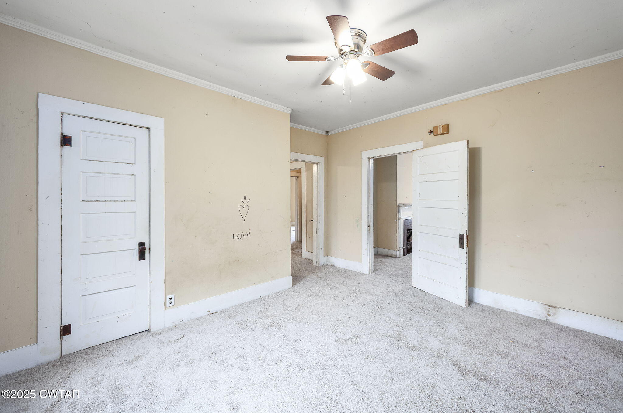 704 N 17th Avenue