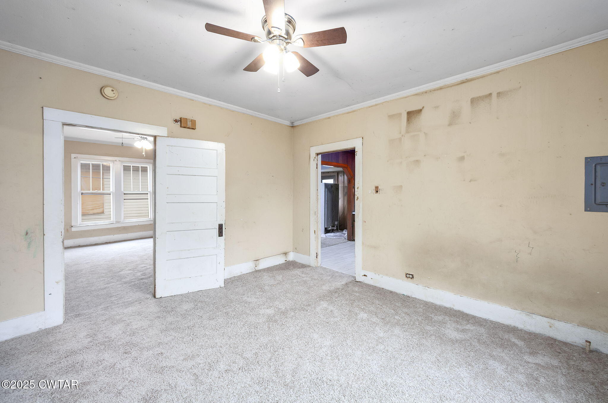 704 N 17th Avenue