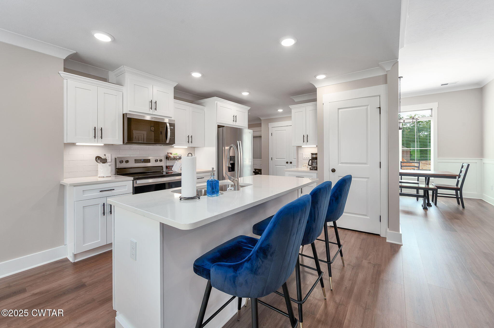 423 Fairway Boulevard